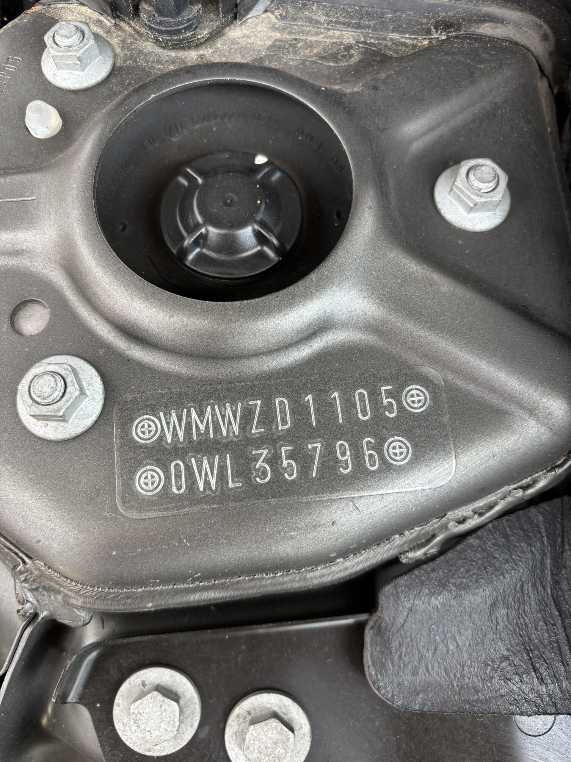 
								Mini Countryman full									