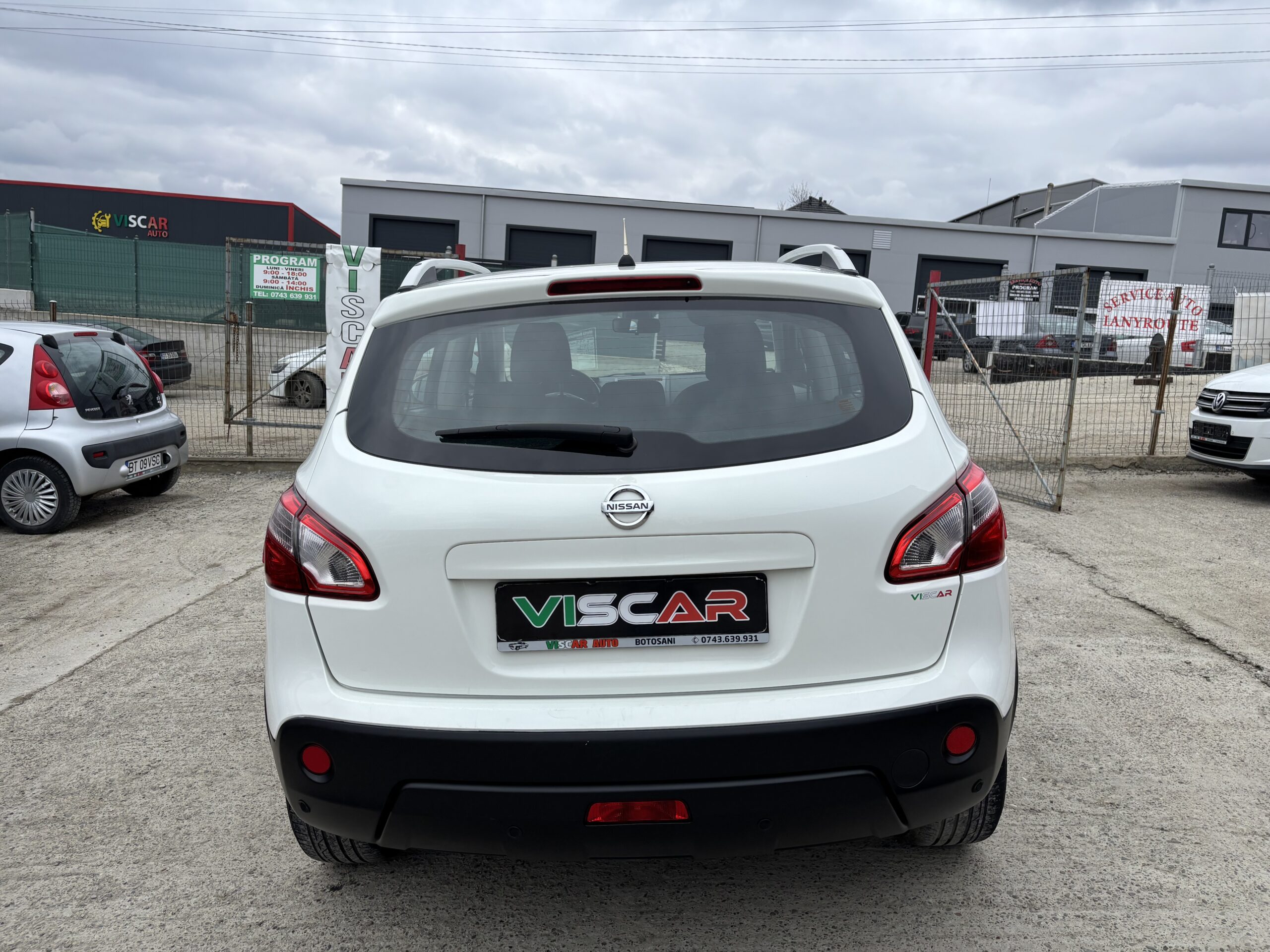
								Nissan Qashqai full									