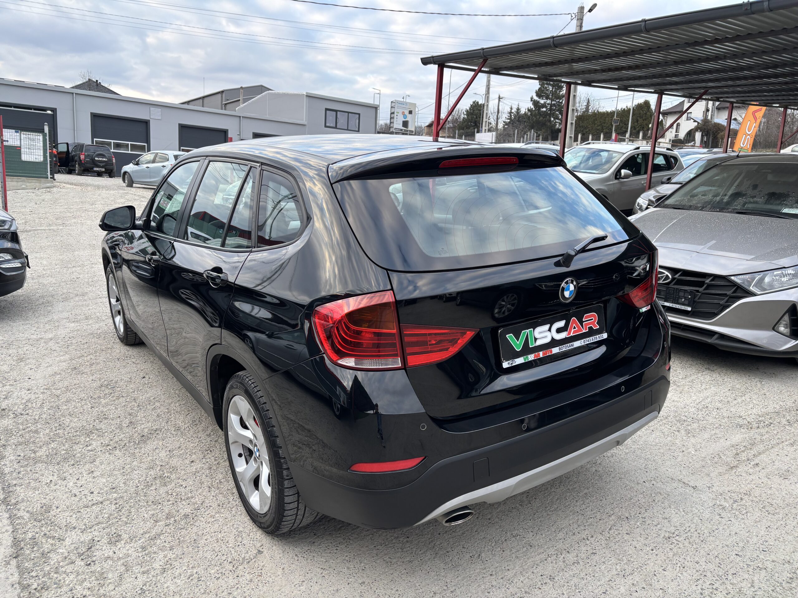 
								BMW X1 full									