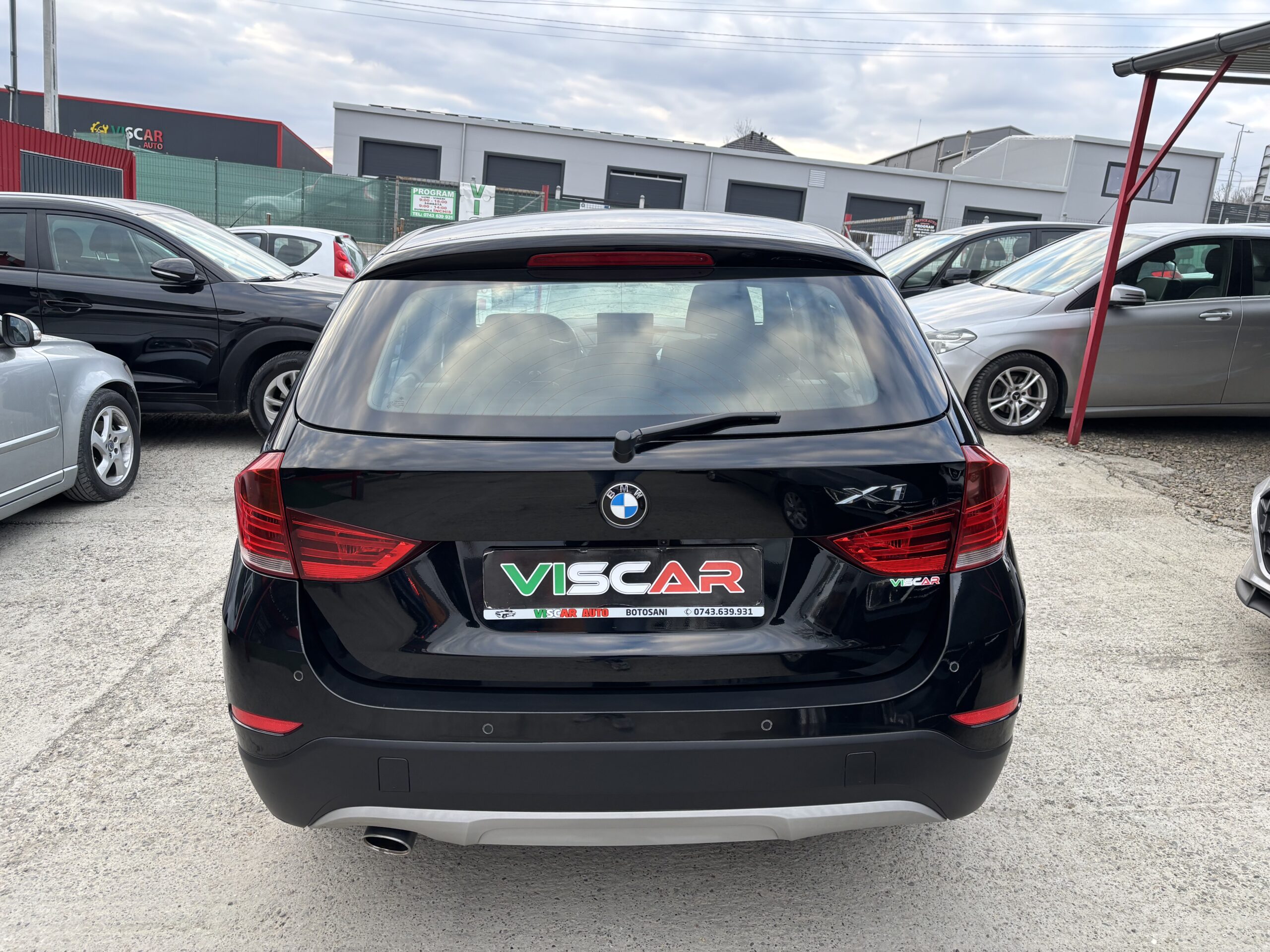 
								BMW X1 full									