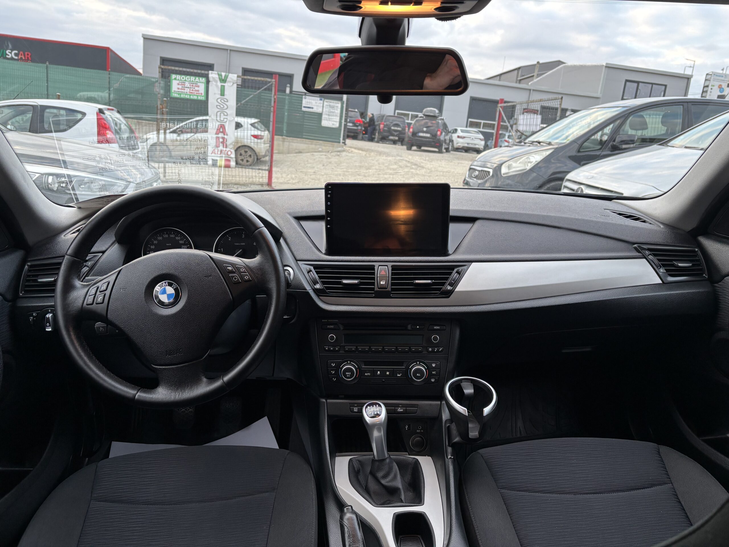 
								BMW X1 full									