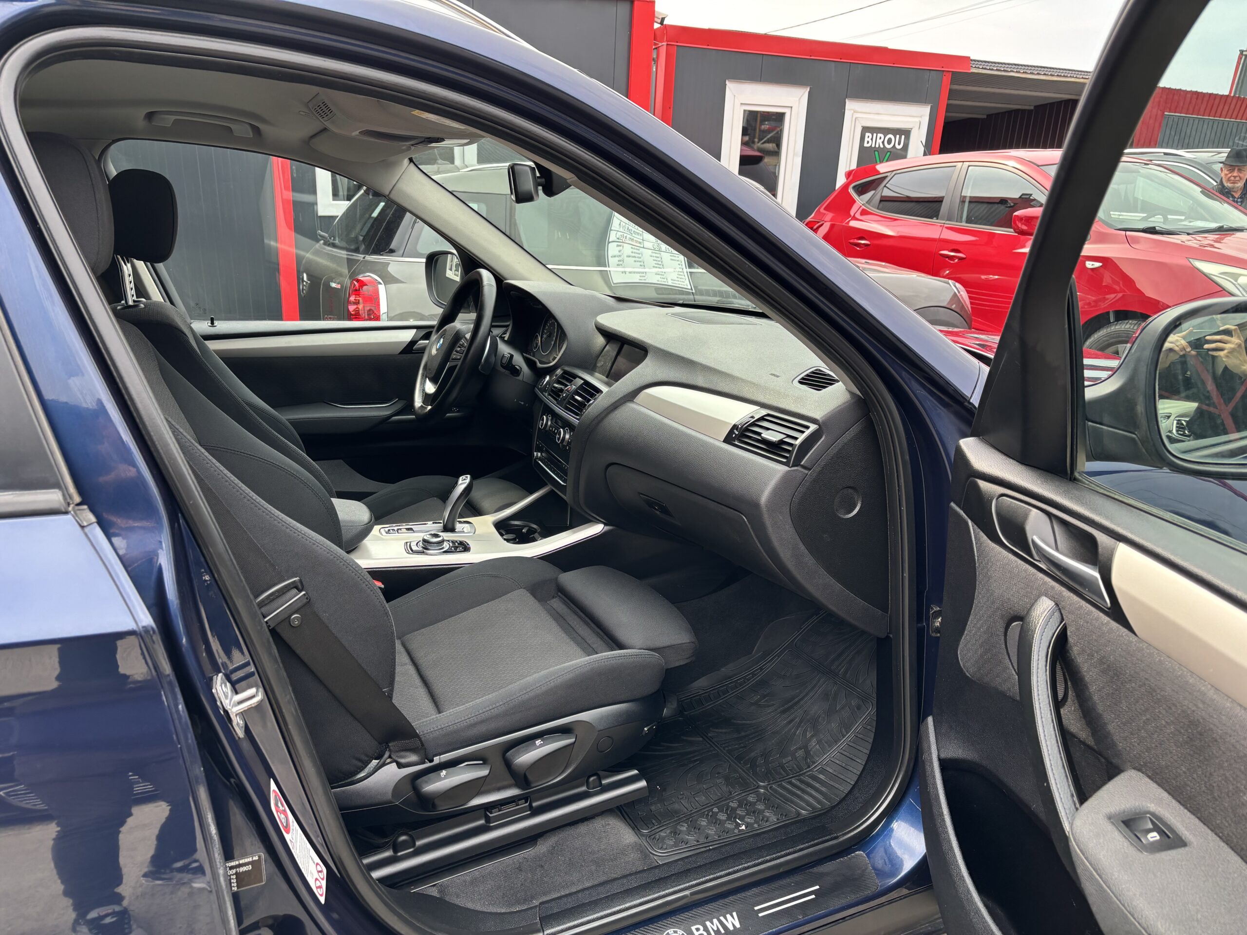 
								BMW X3 full									