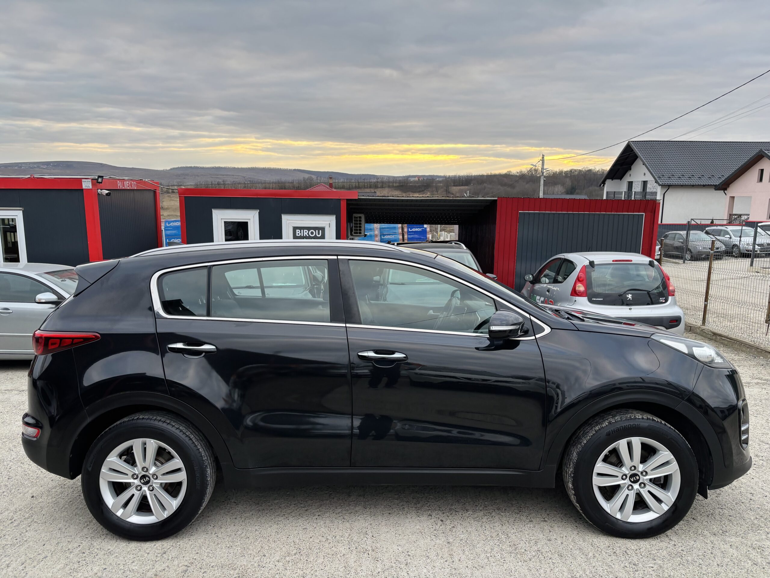 
								Kia Sportage Active full									