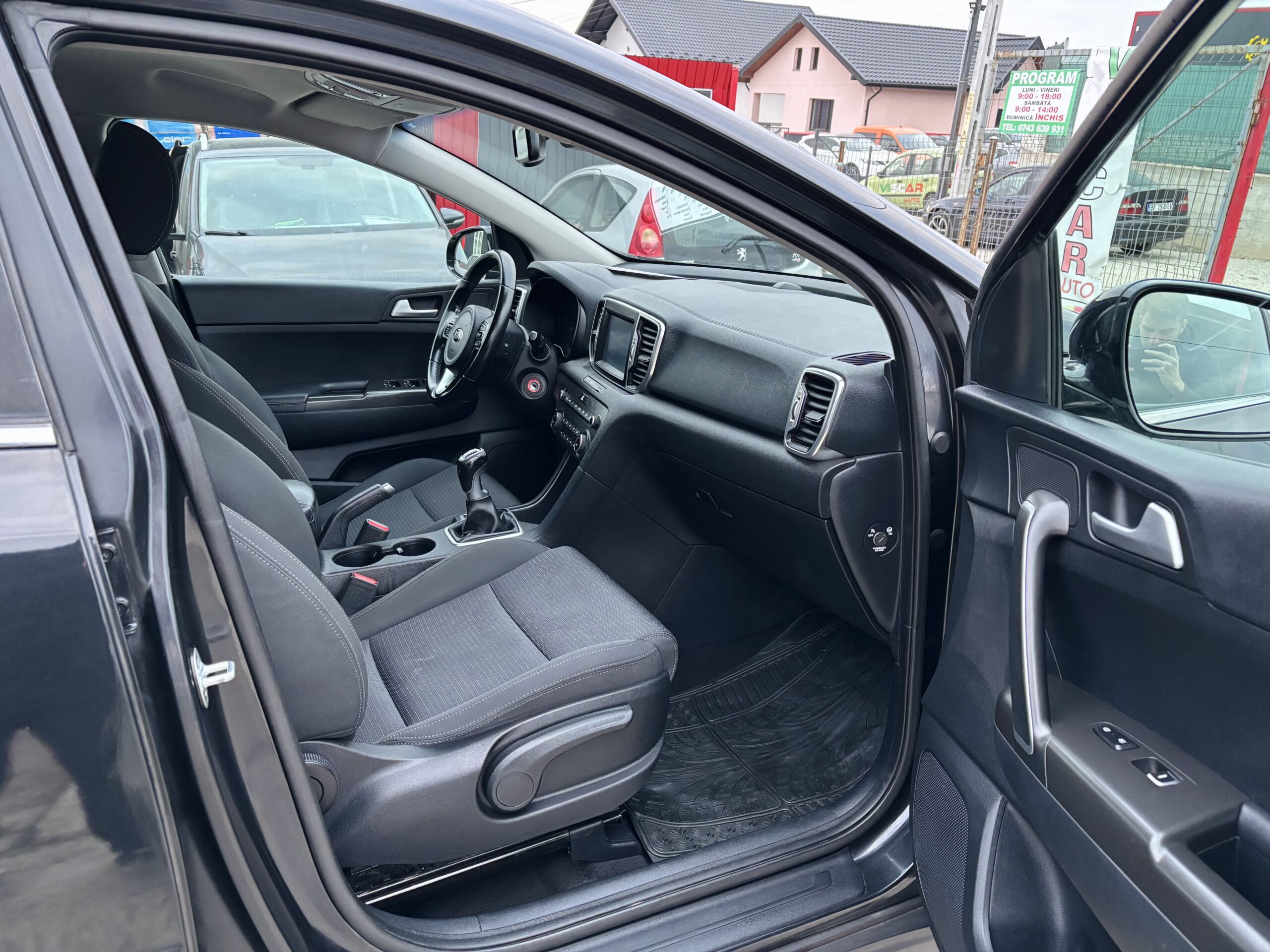 
								Kia Sportage Active full									