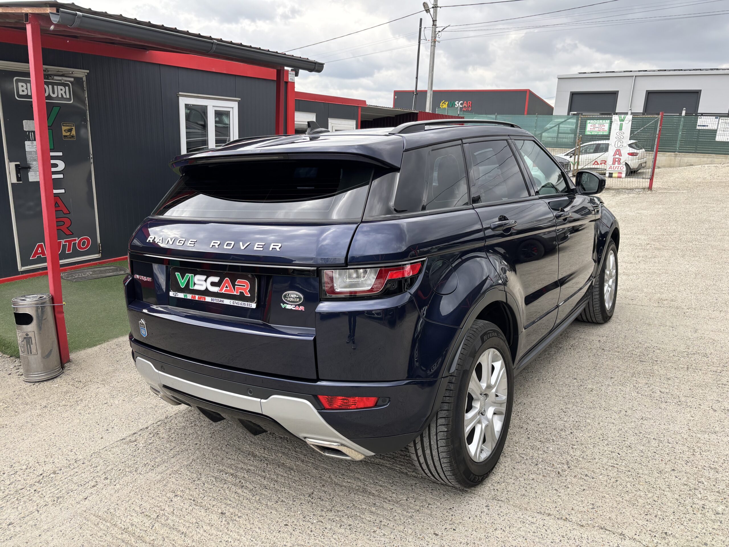 
								Range Rover Evoque full									