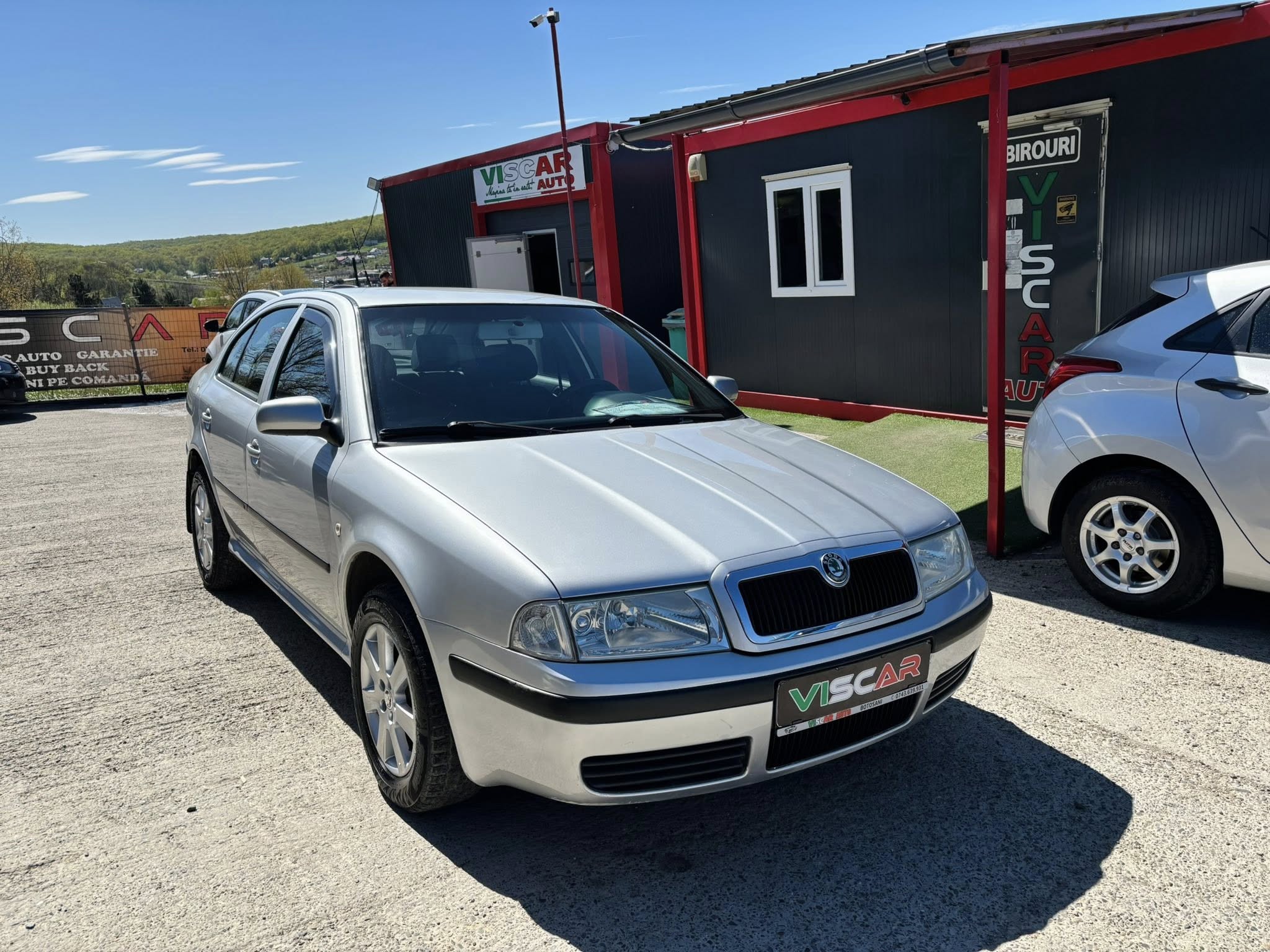 
								Skoda Octavia full									