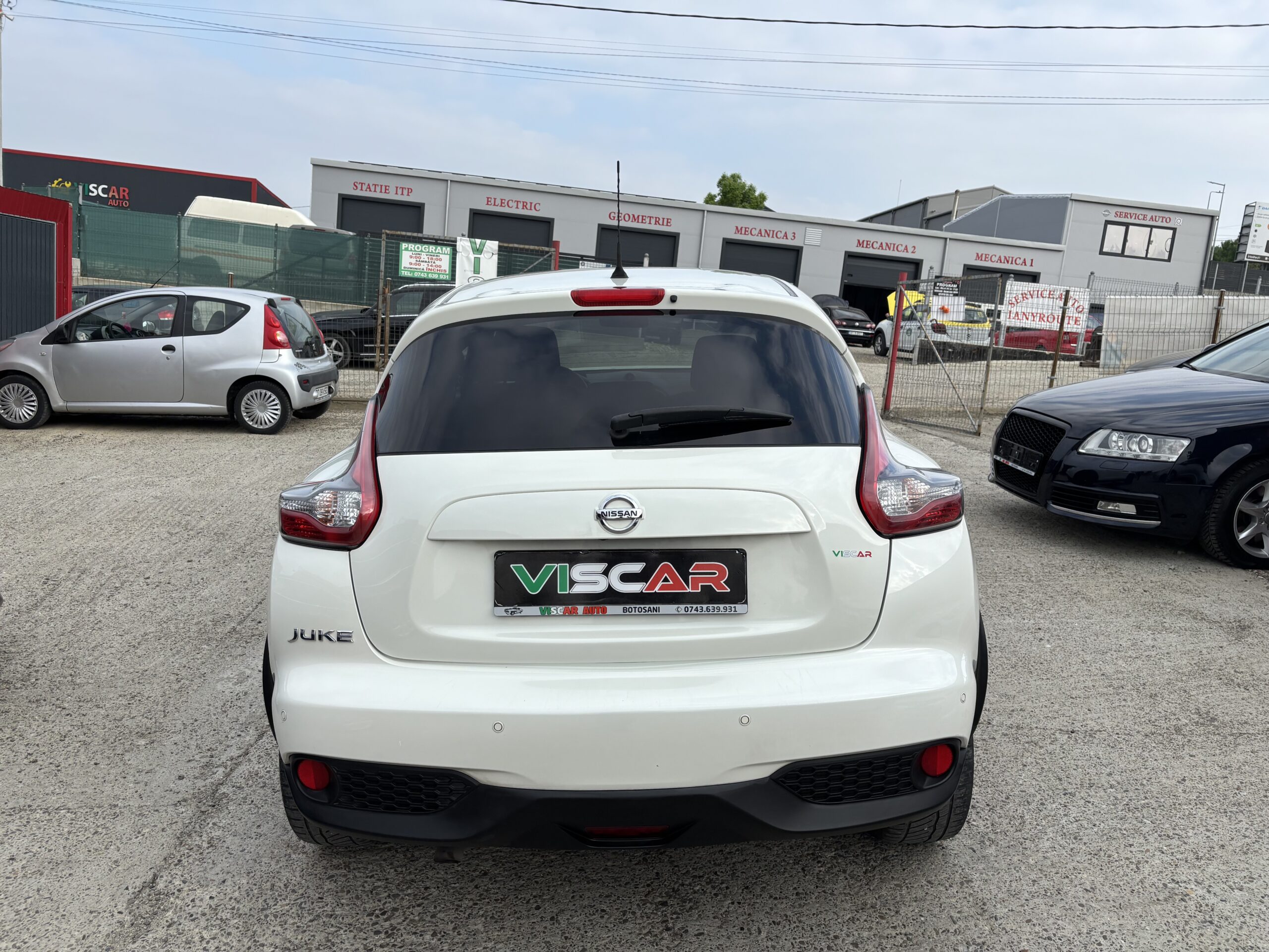 
								Nissan Juke full									
