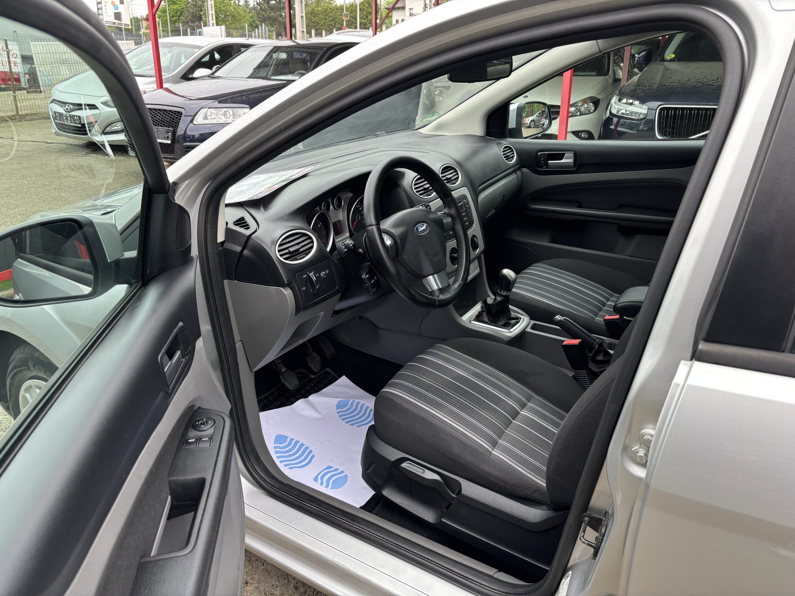 
								Ford Focus full									