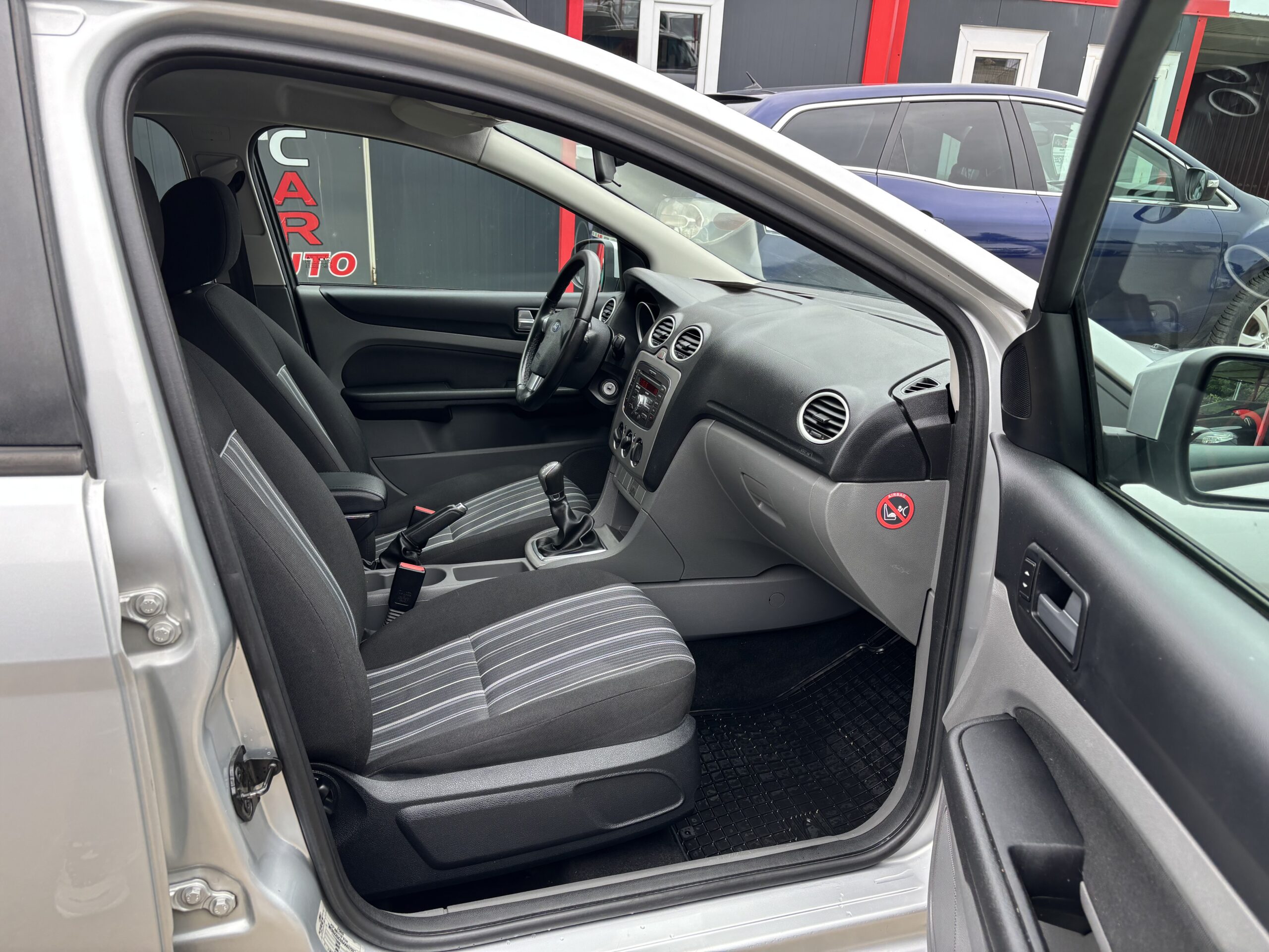 
								Ford Focus full									