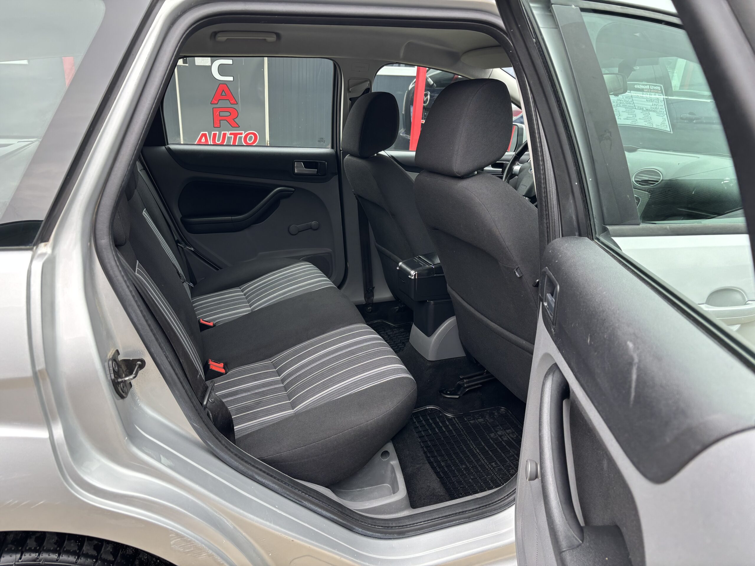 
								Ford Focus full									