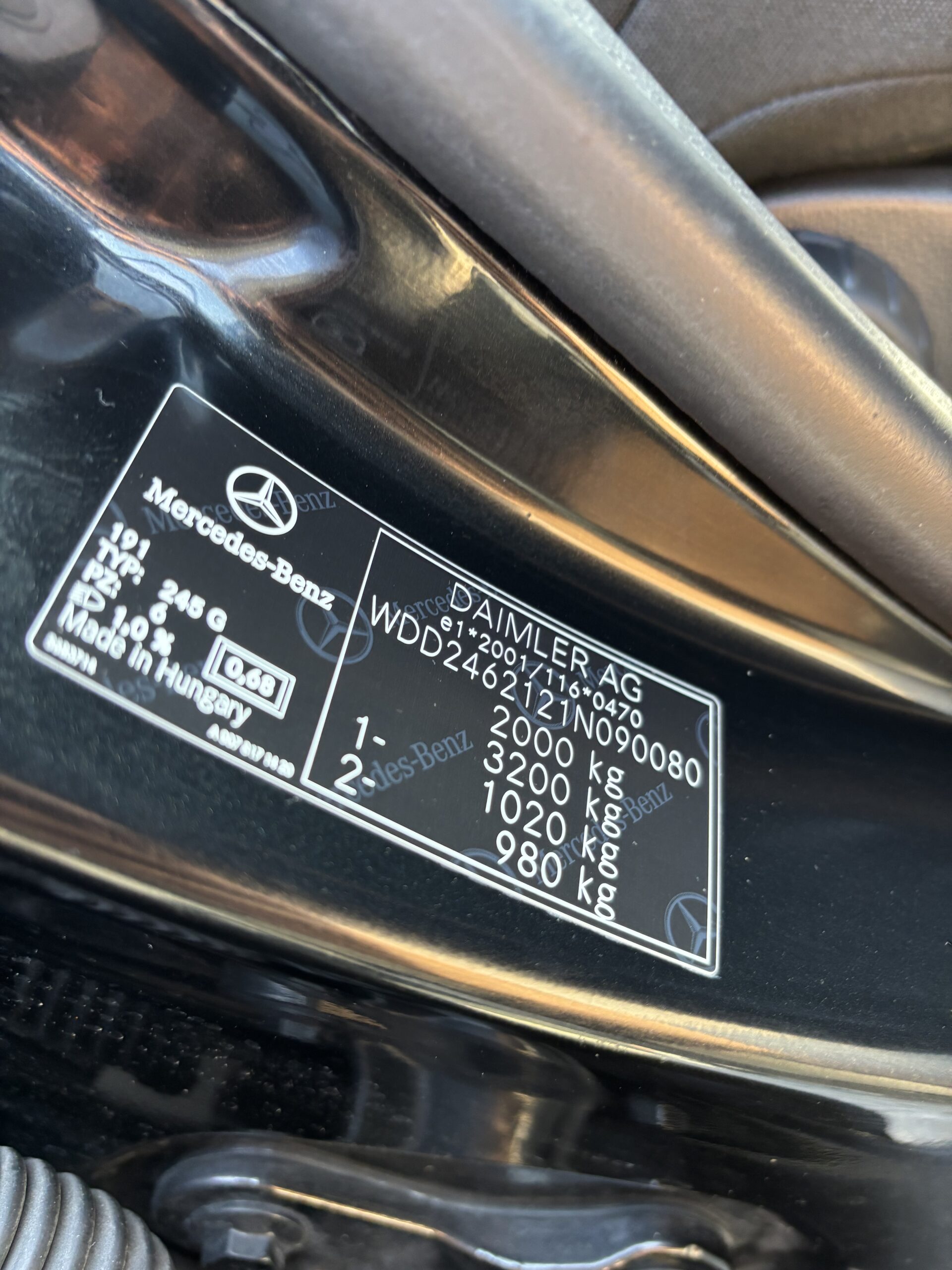 
								Mercedes B180 full									