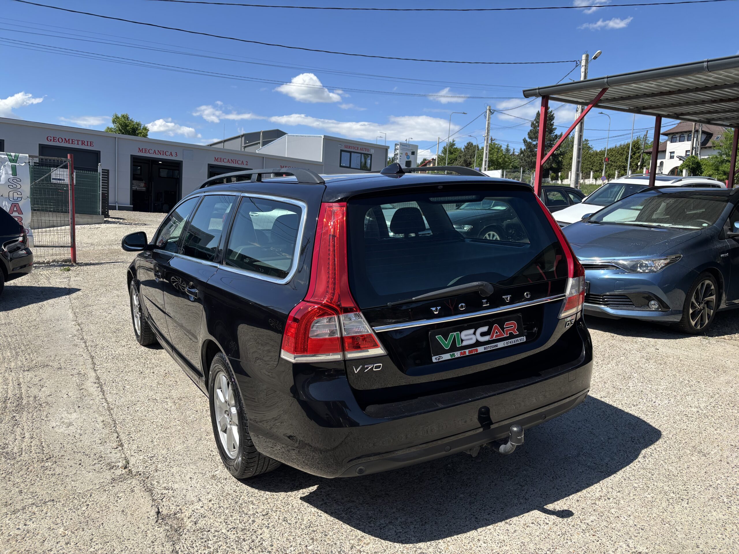 
								Volvo V70 full									