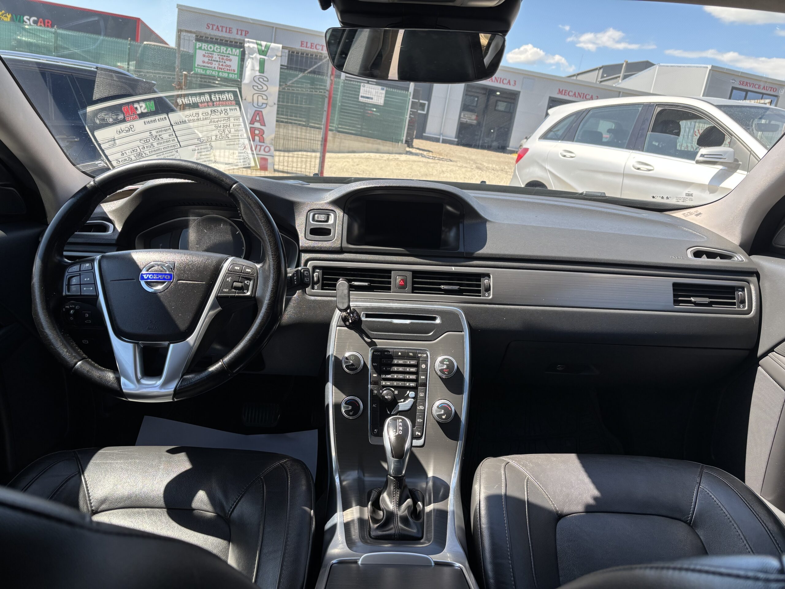 
								Volvo V70 full									