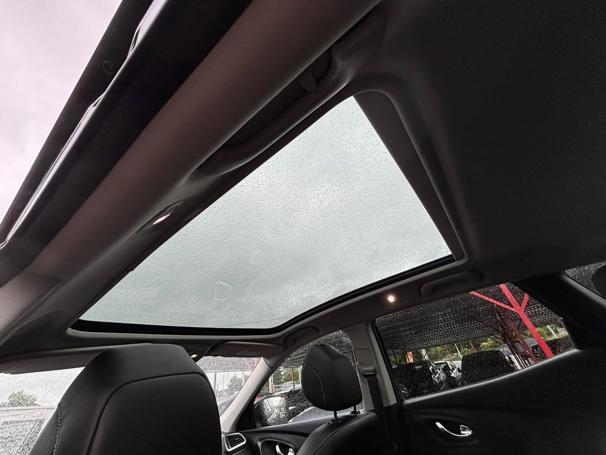 
								Renault Kadjar full									