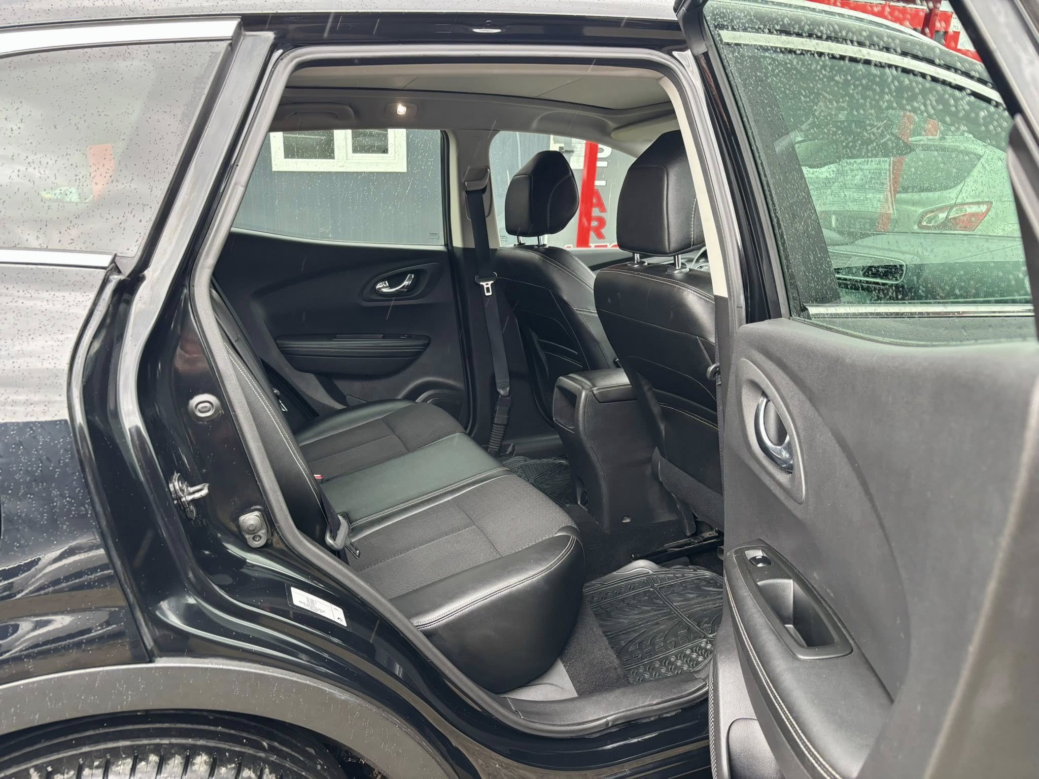 
								Renault Kadjar full									