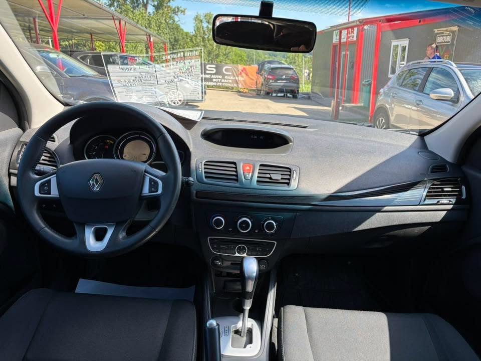 
								Renault Megane full									