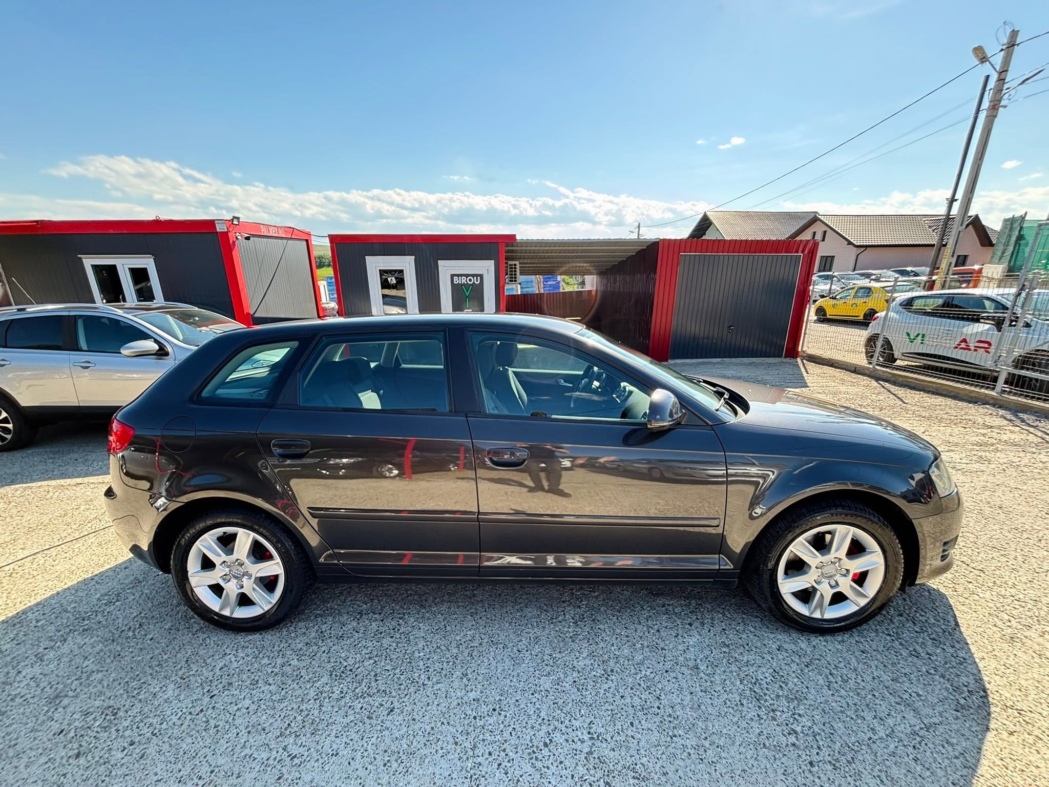 
								Audi A3 full									