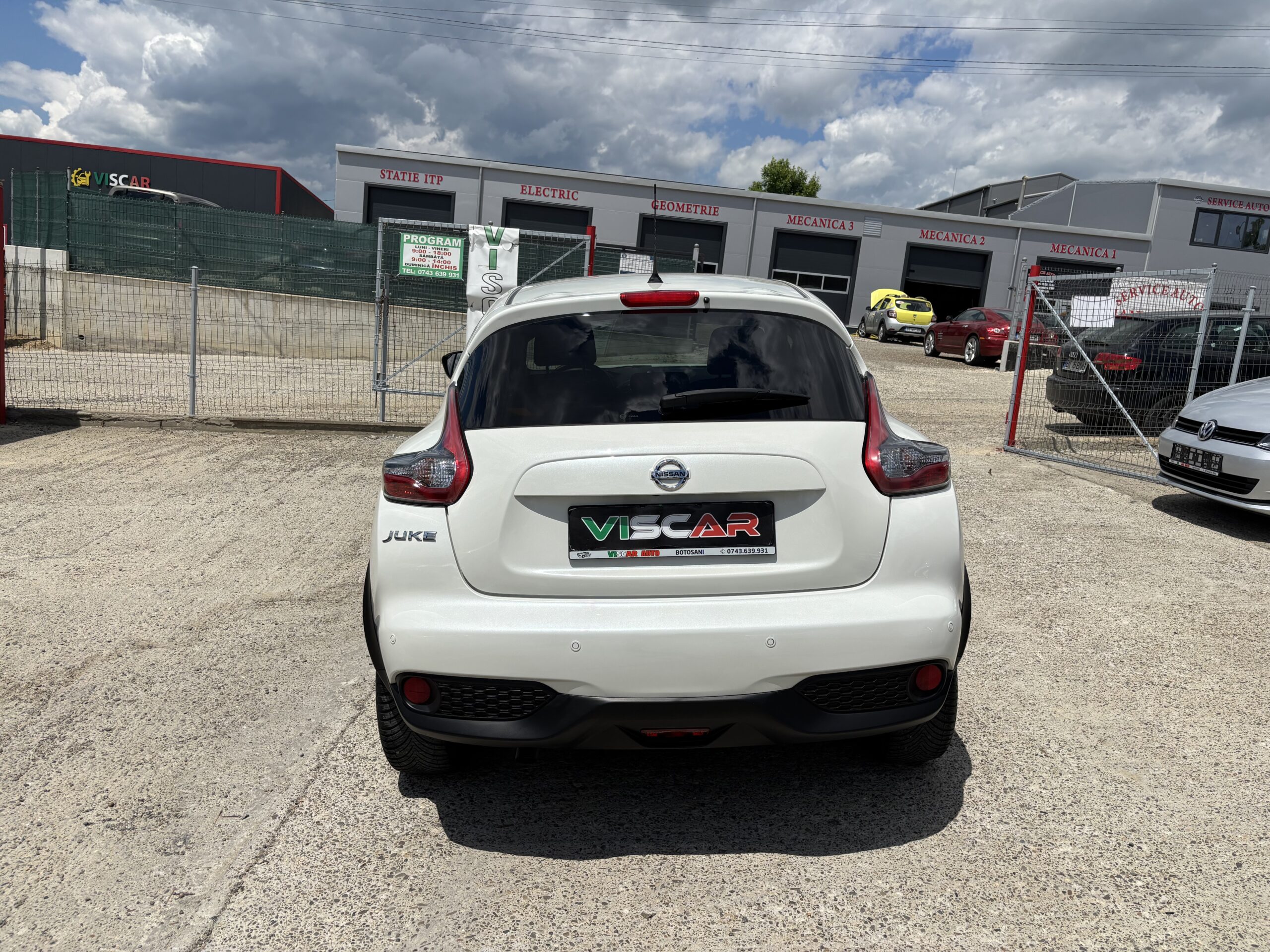 
								Nissan Juke full									