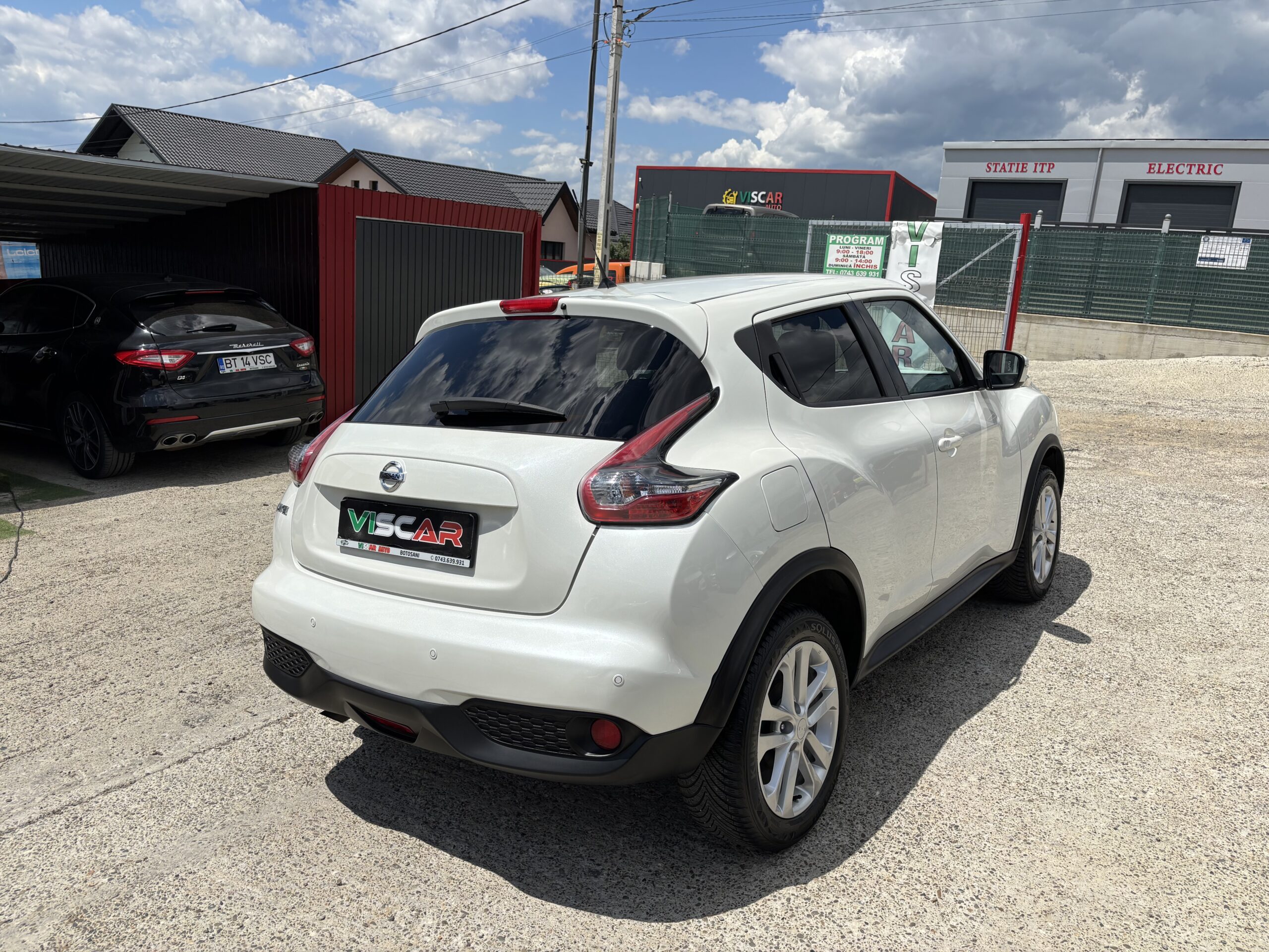 
								Nissan Juke full									