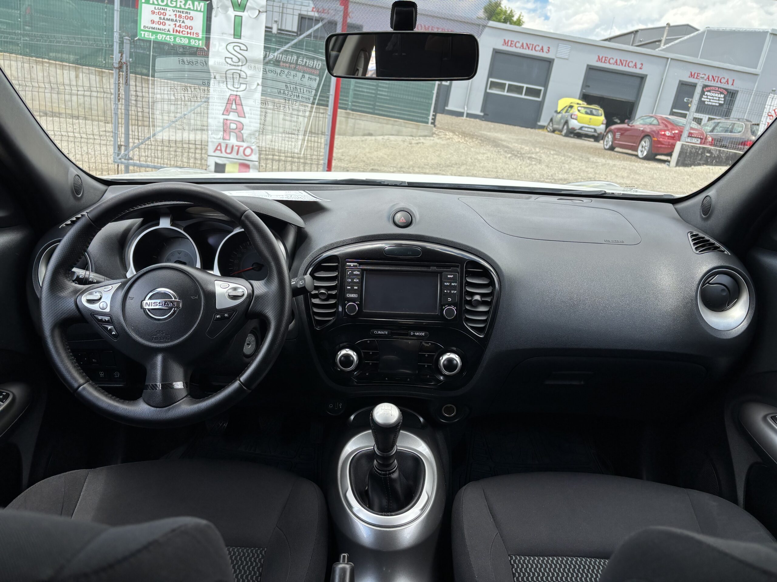 
								Nissan Juke full									