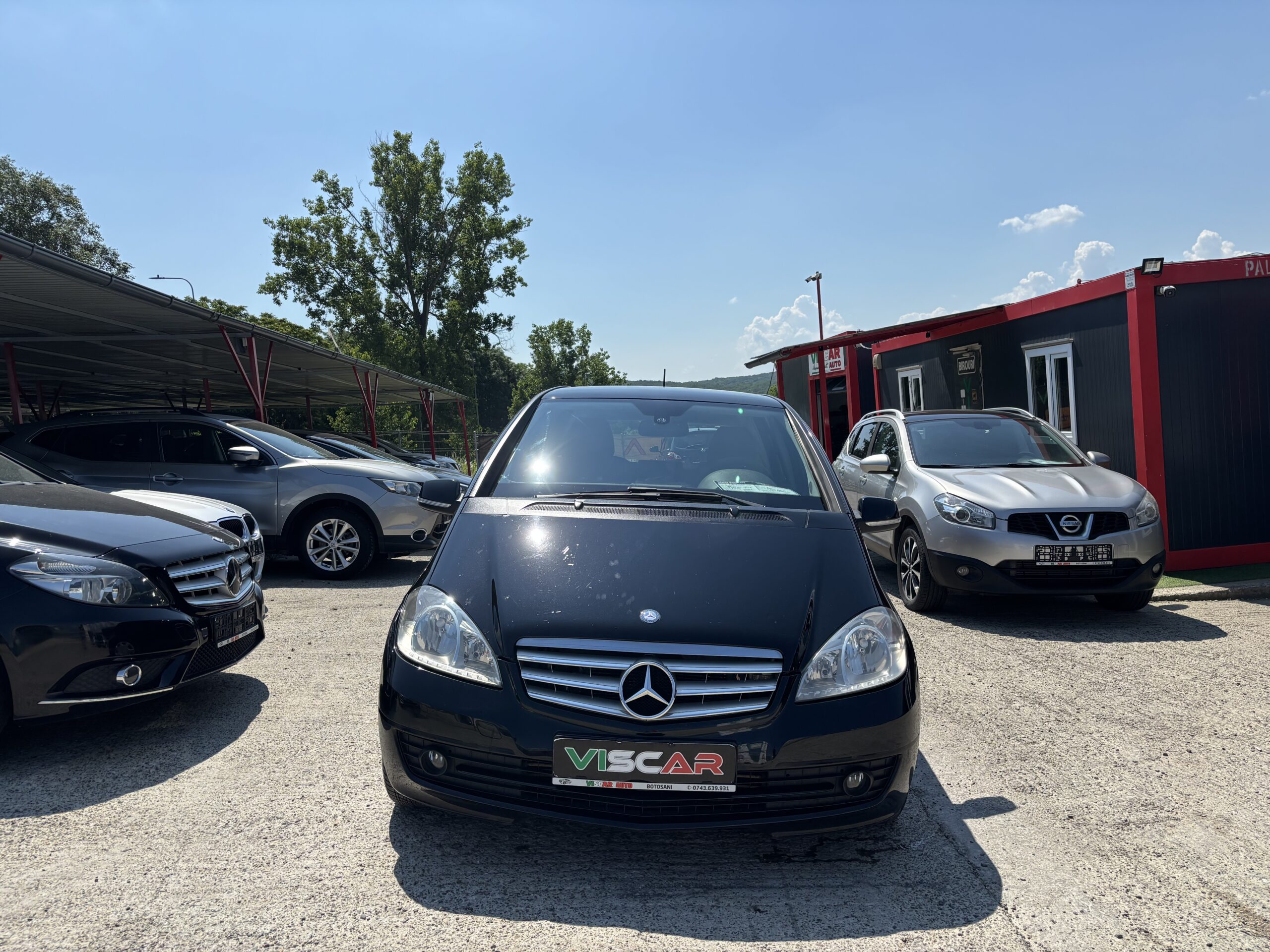 
								Mercedes-A180 full									