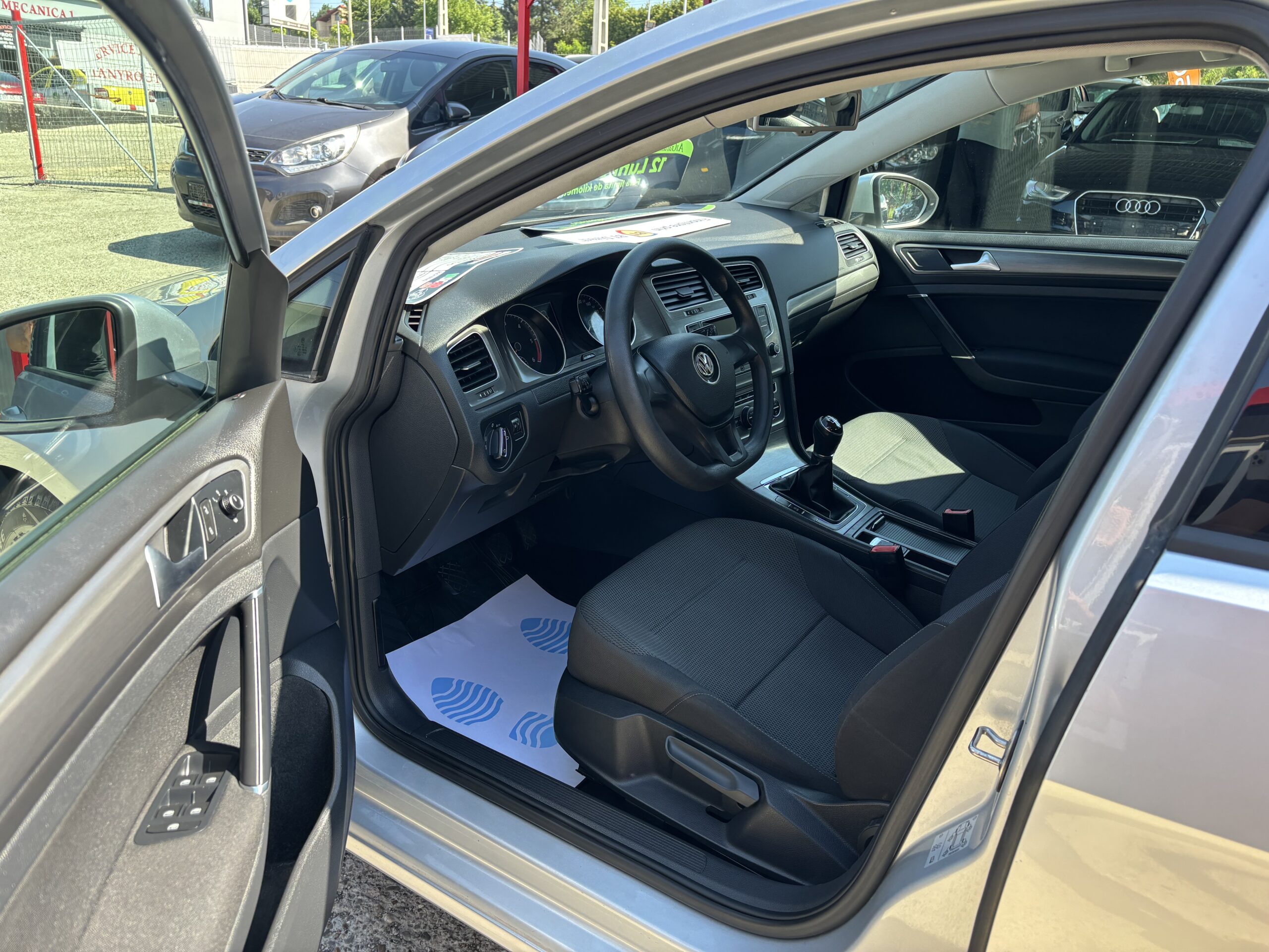 
								Volkswagen Golf 7 full									