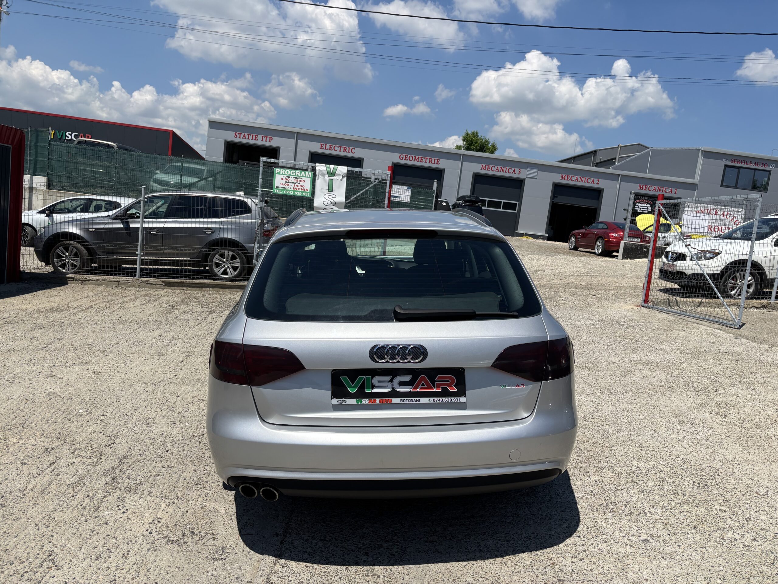 
								Audi A4 full									