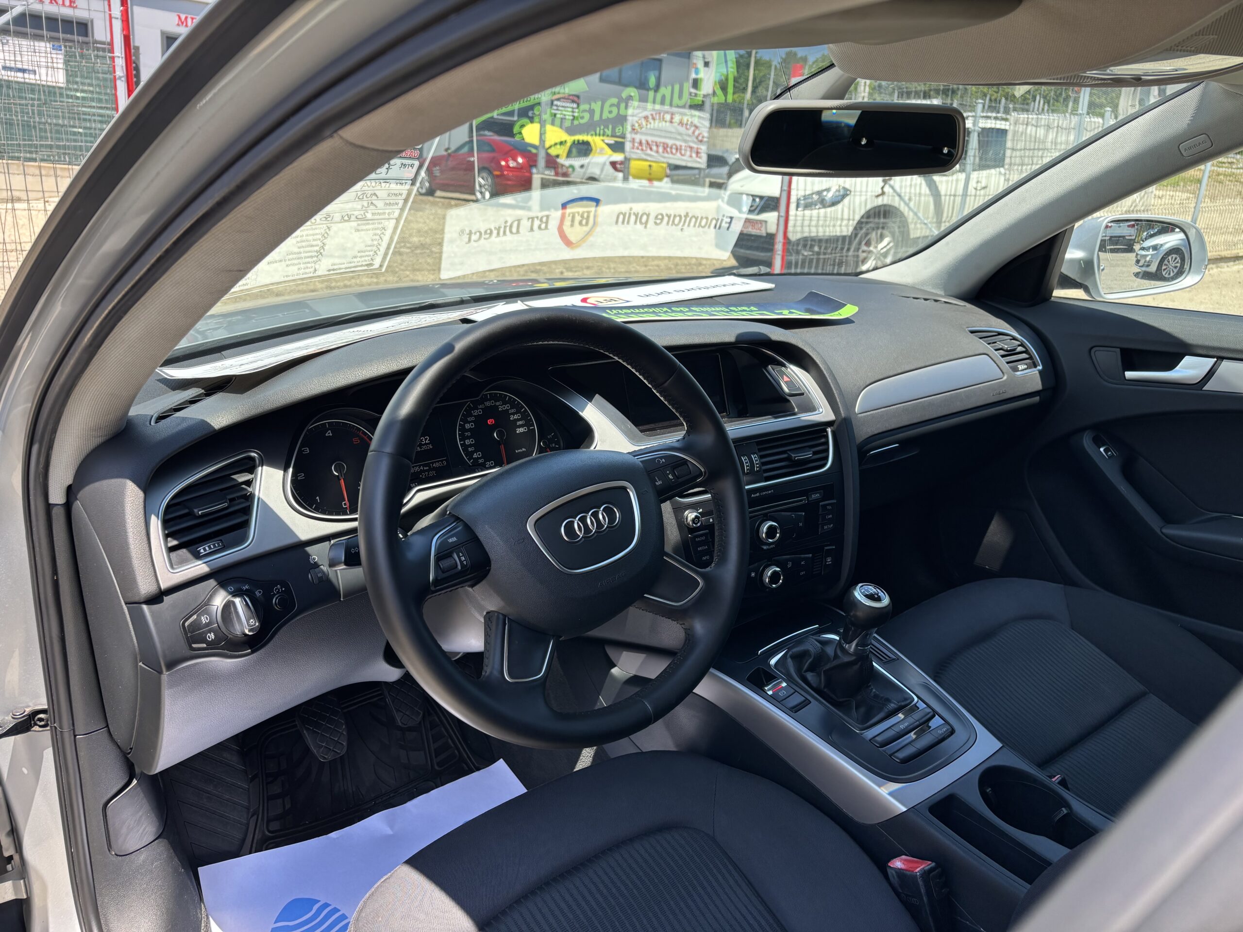 
								Audi A4 full									