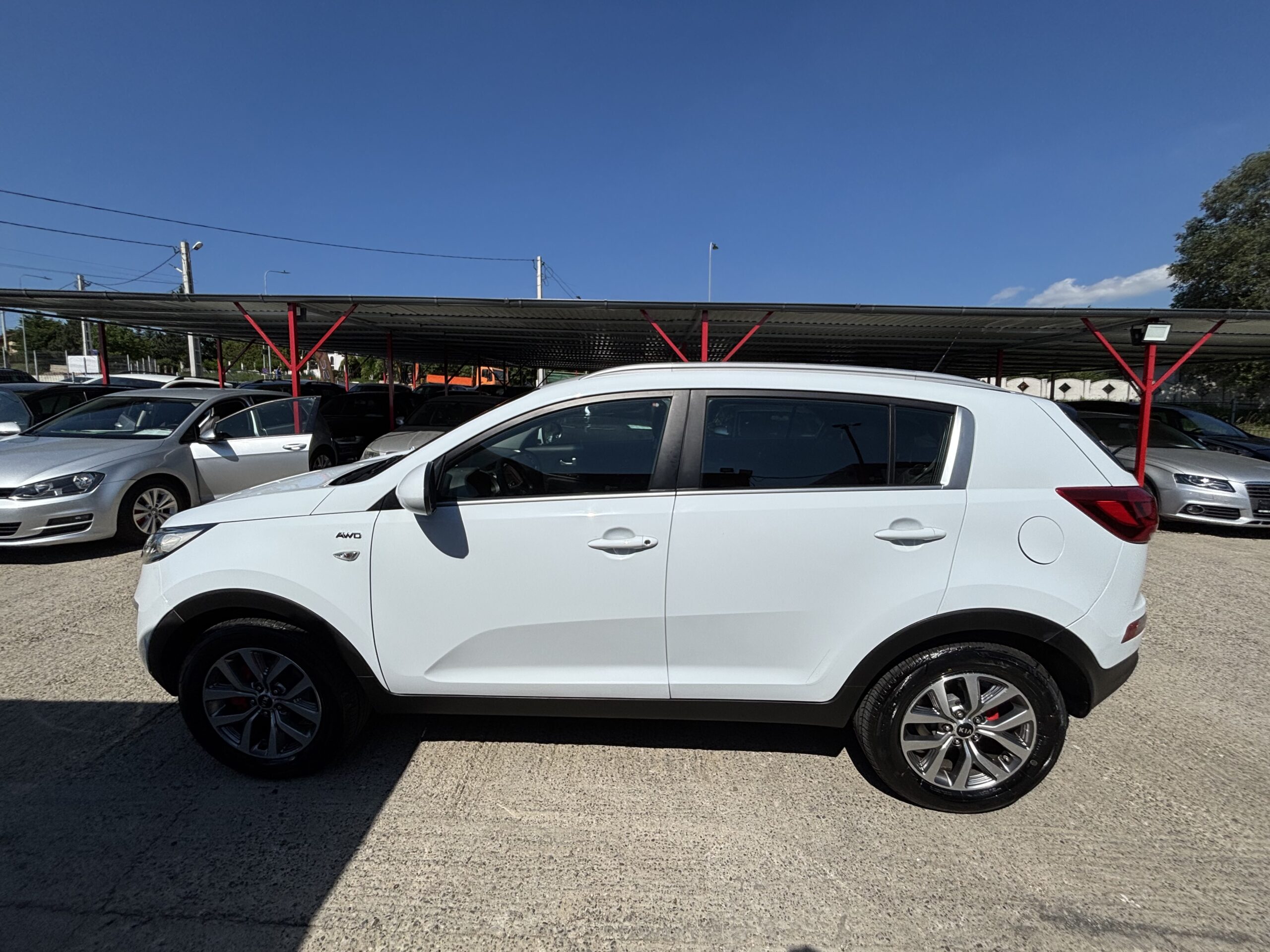 
								Kia Sportage full									