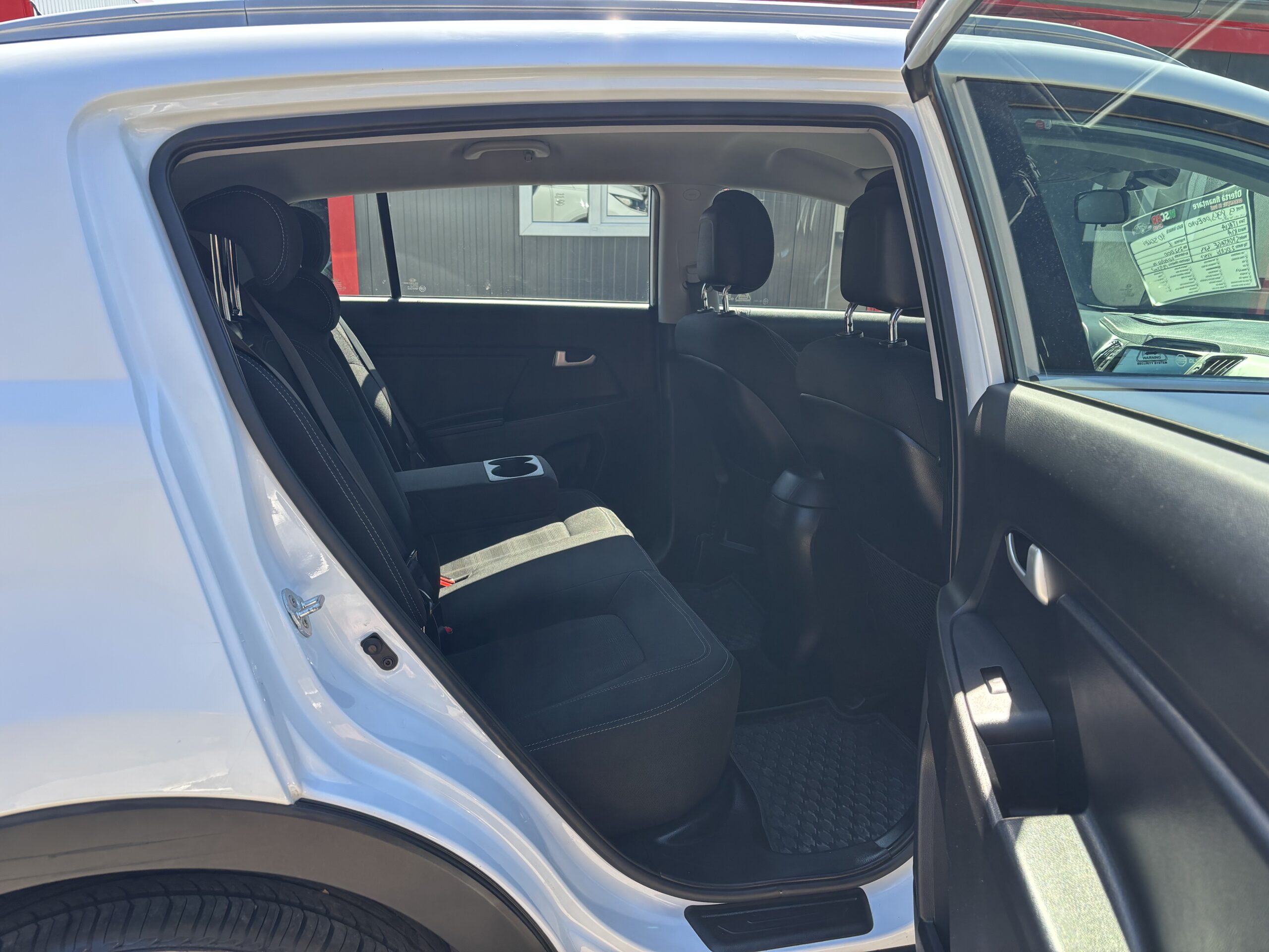 
								Kia Sportage full									