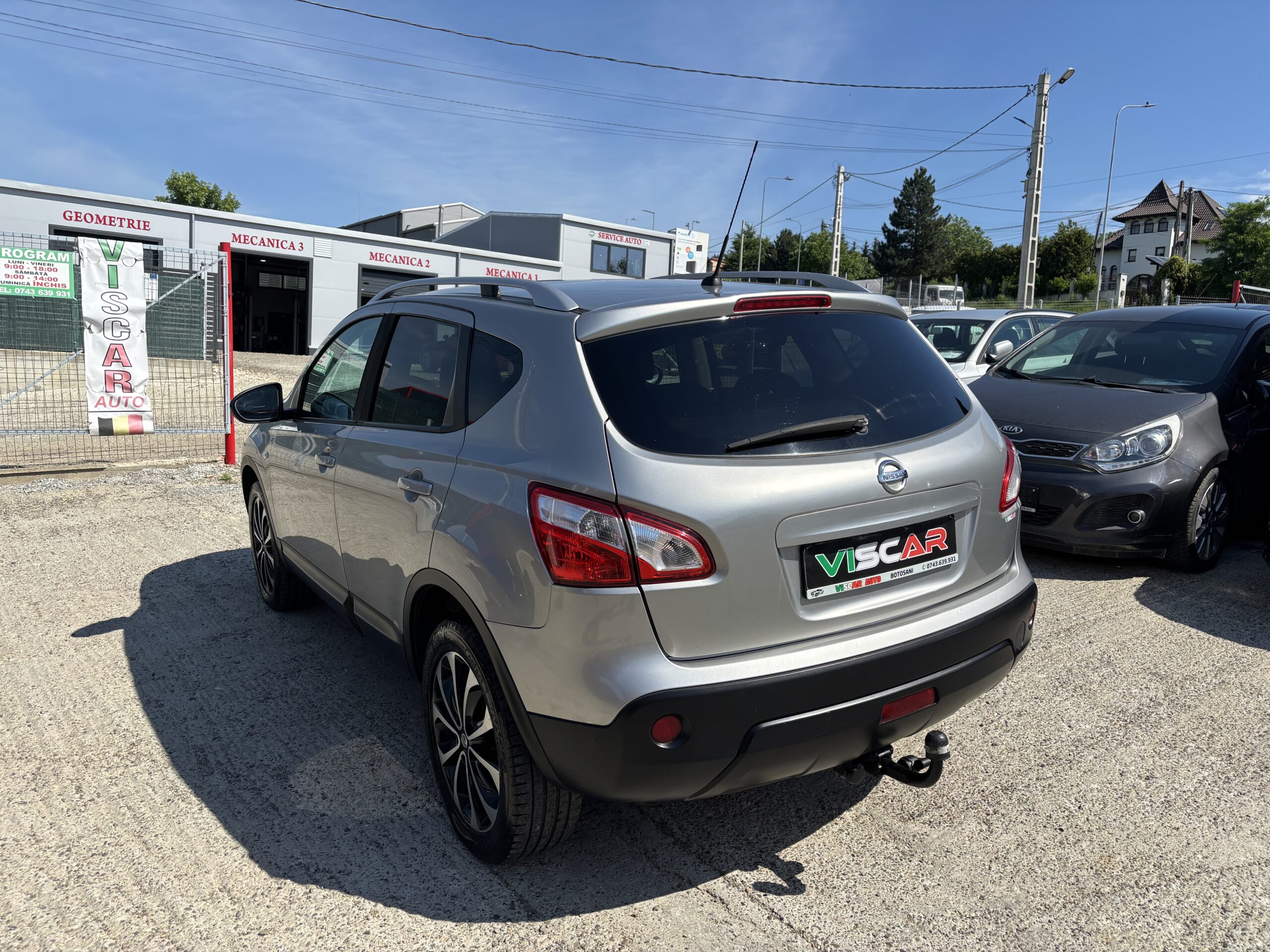 
								Nissan Qashqai full									