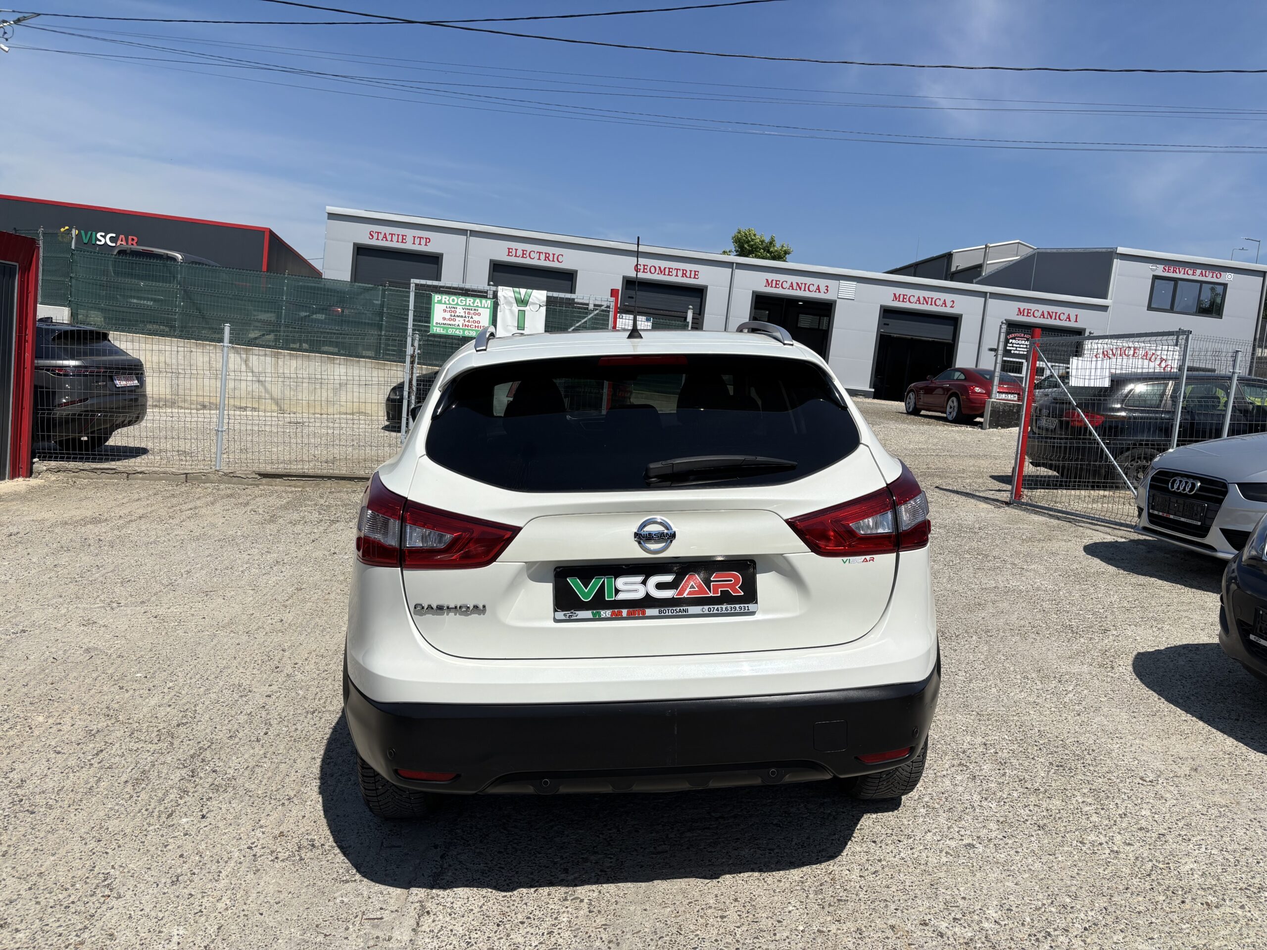 
								Nissan Qashqai full									