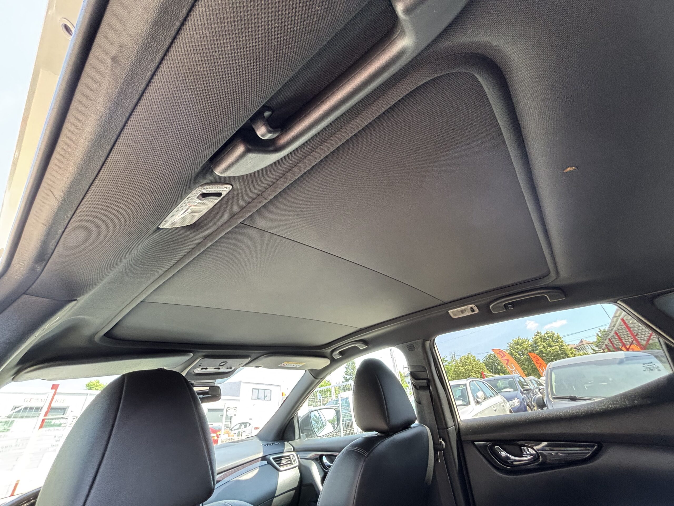 
								Nissan Qashqai full									