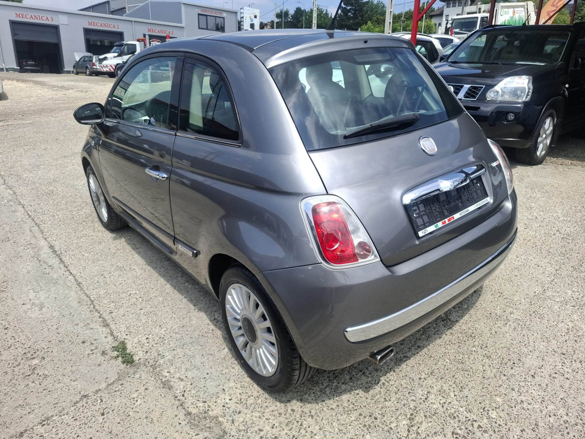
								Fiat 500 full									