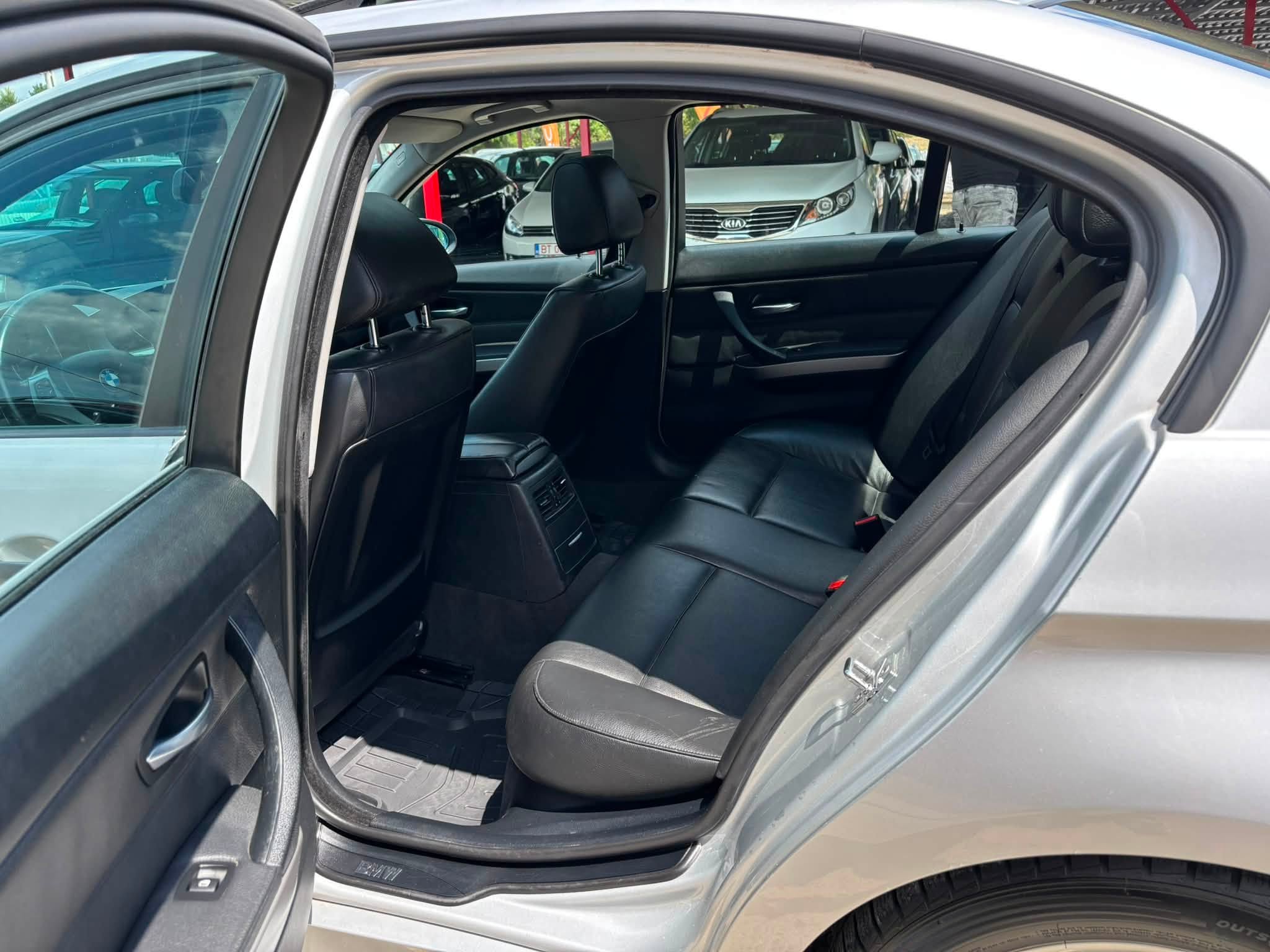 
								BMW 320D full									