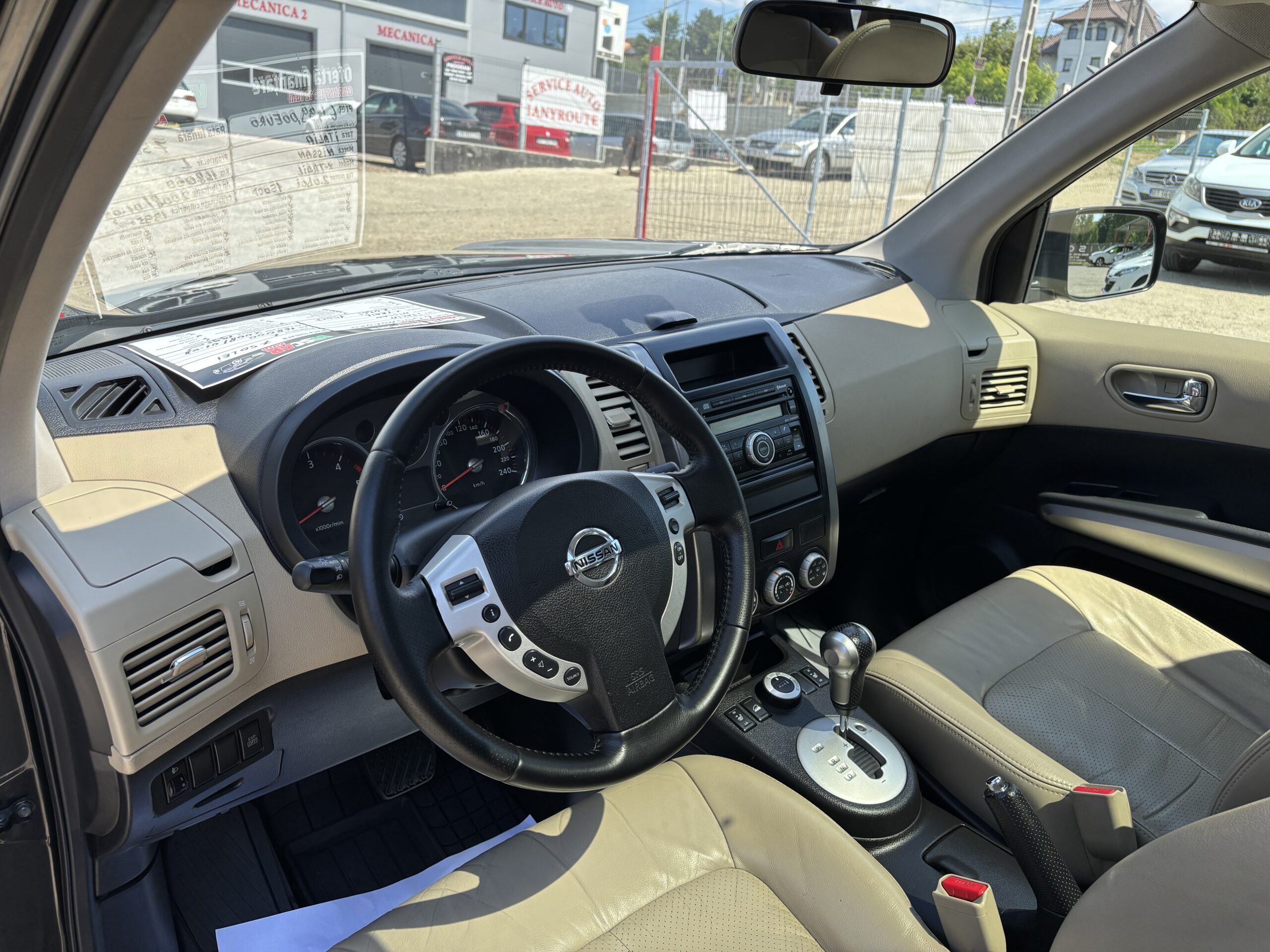 
								Nissan X-Trail full									