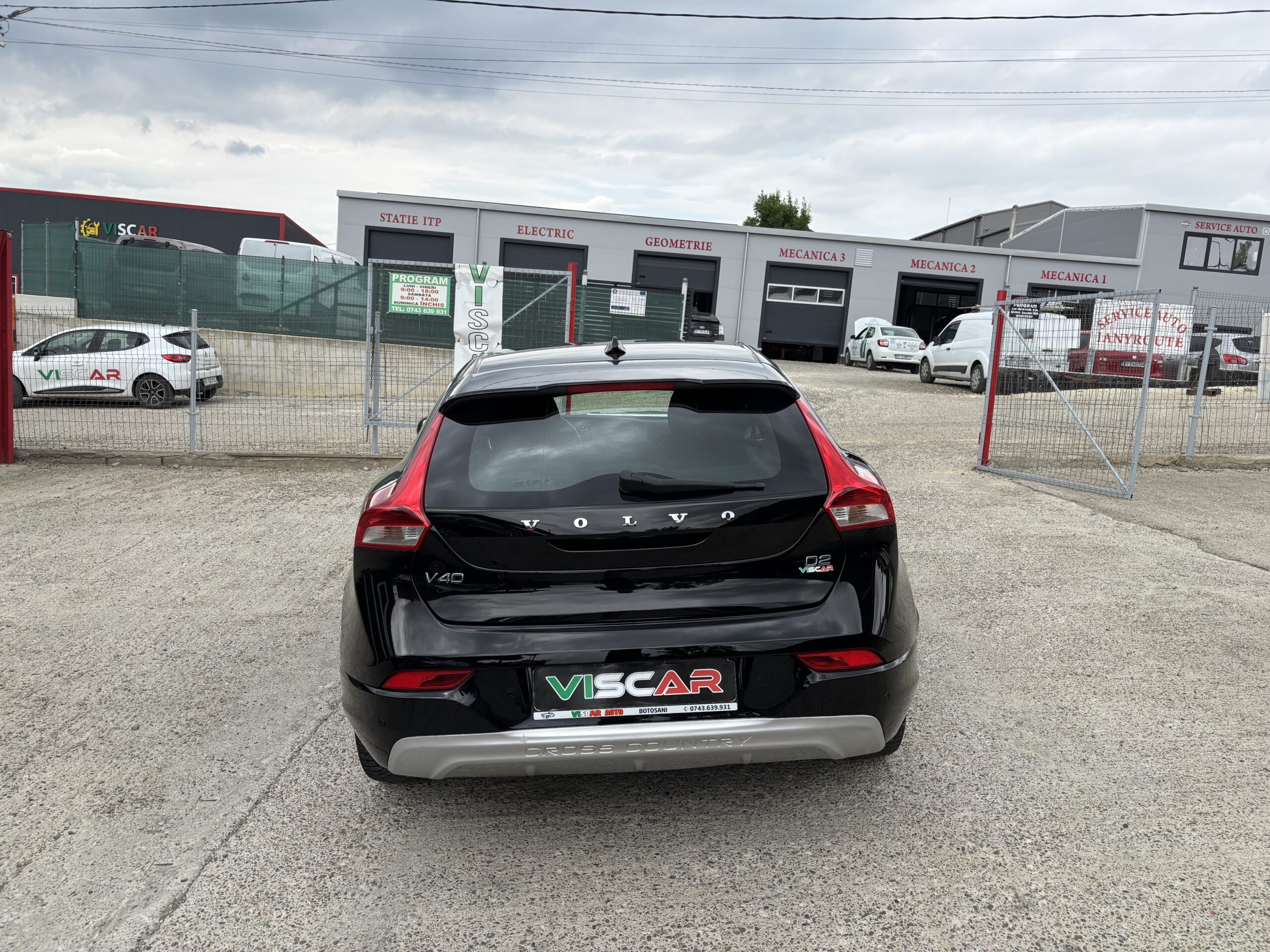 
								Volvo V40 full									