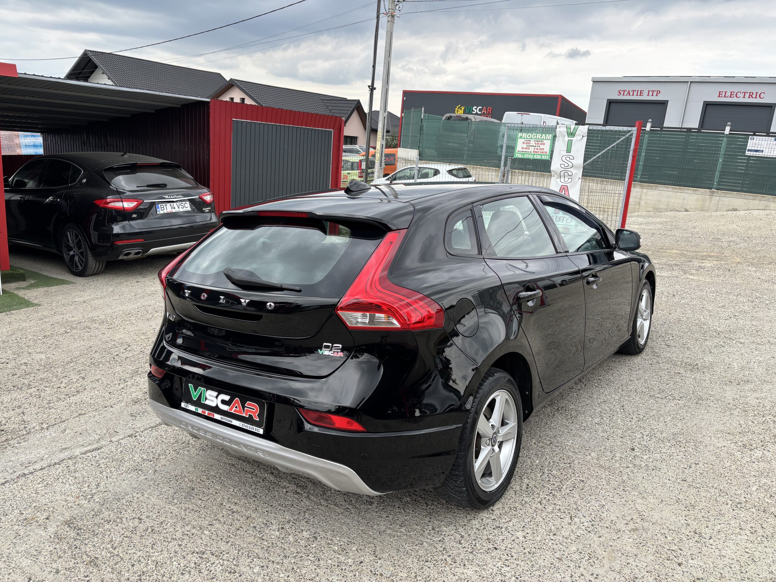 
								Volvo V40 full									