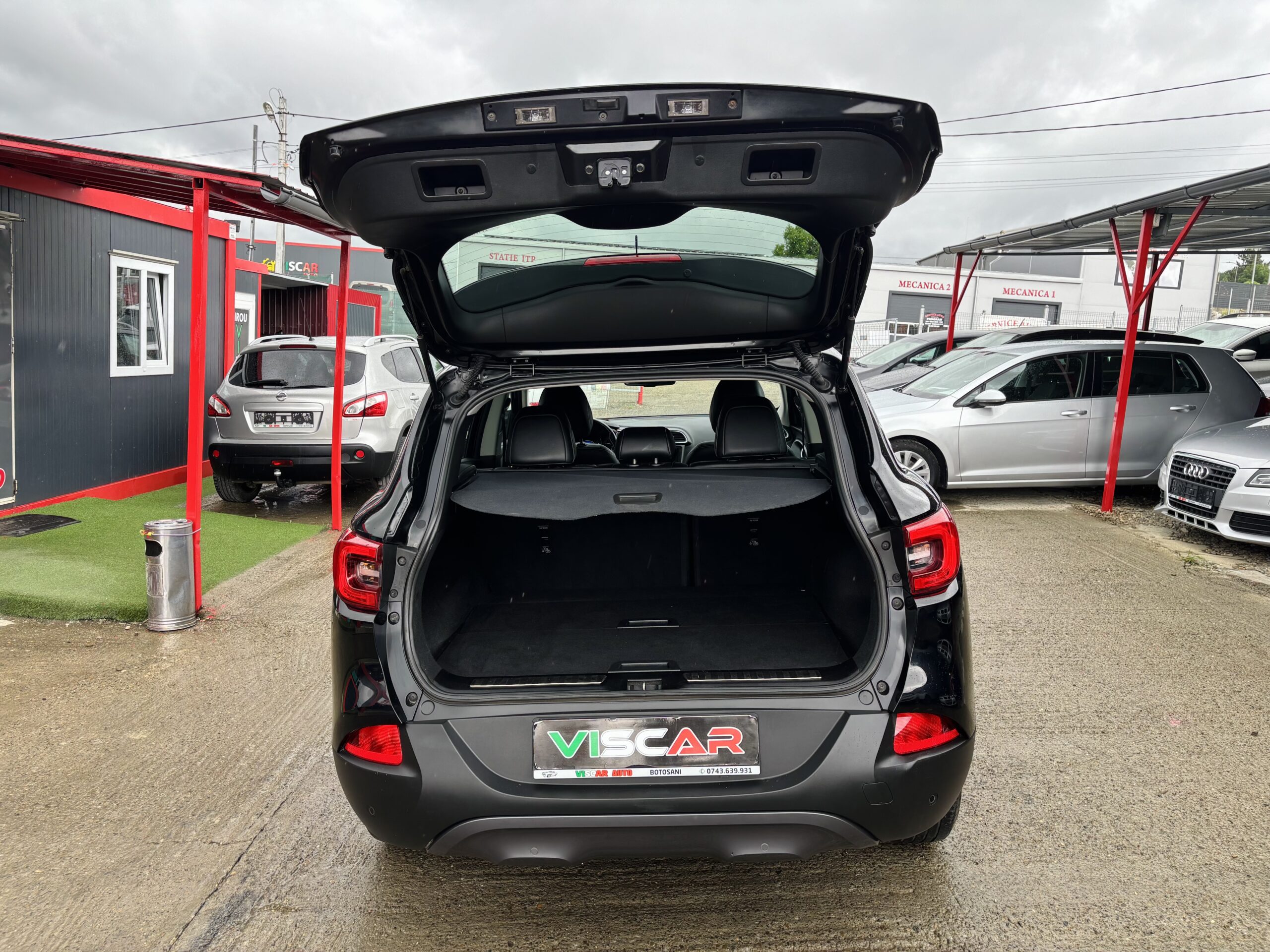 
								Renault Kadjar full									