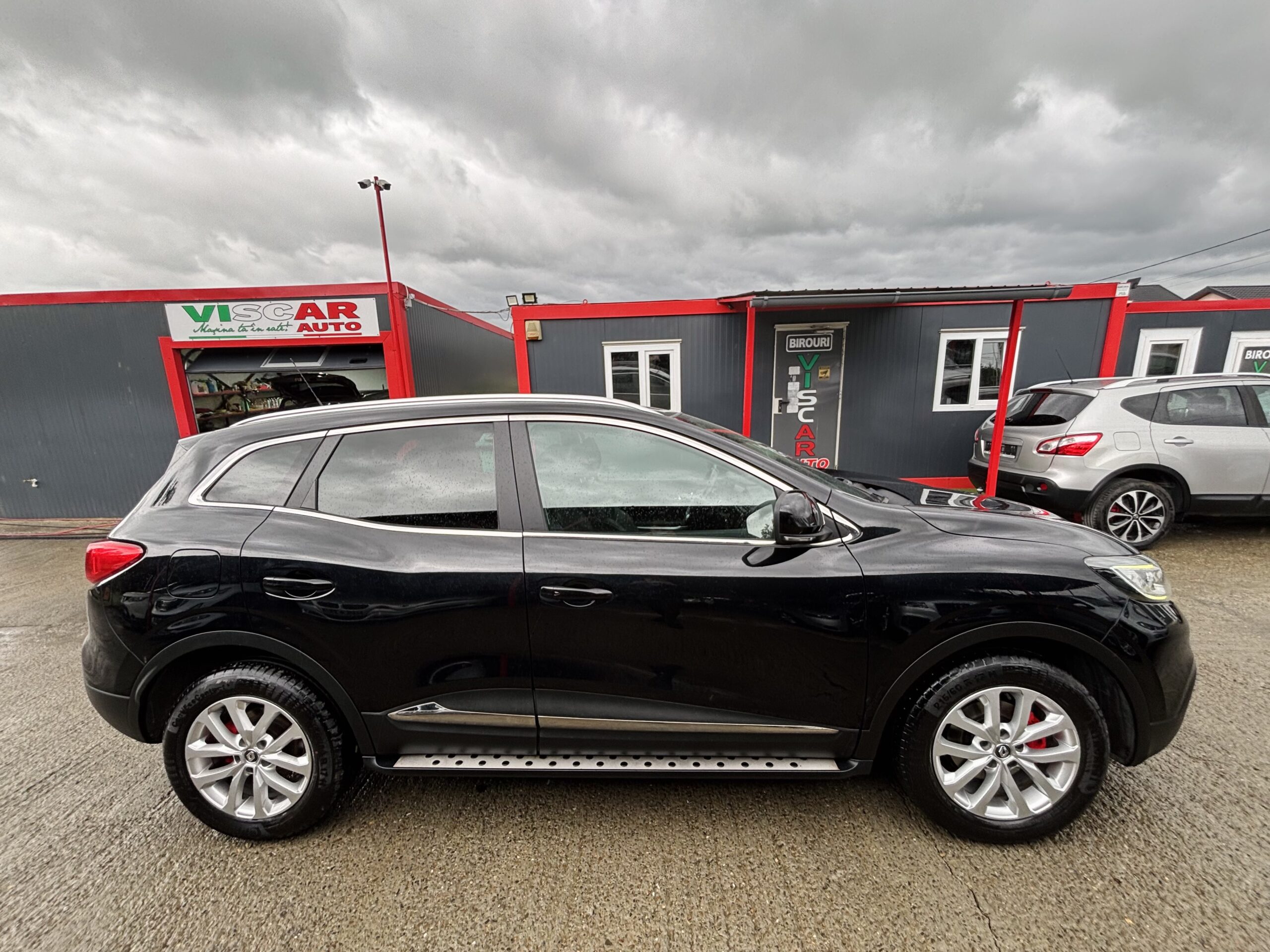 
								Renault Kadjar full									