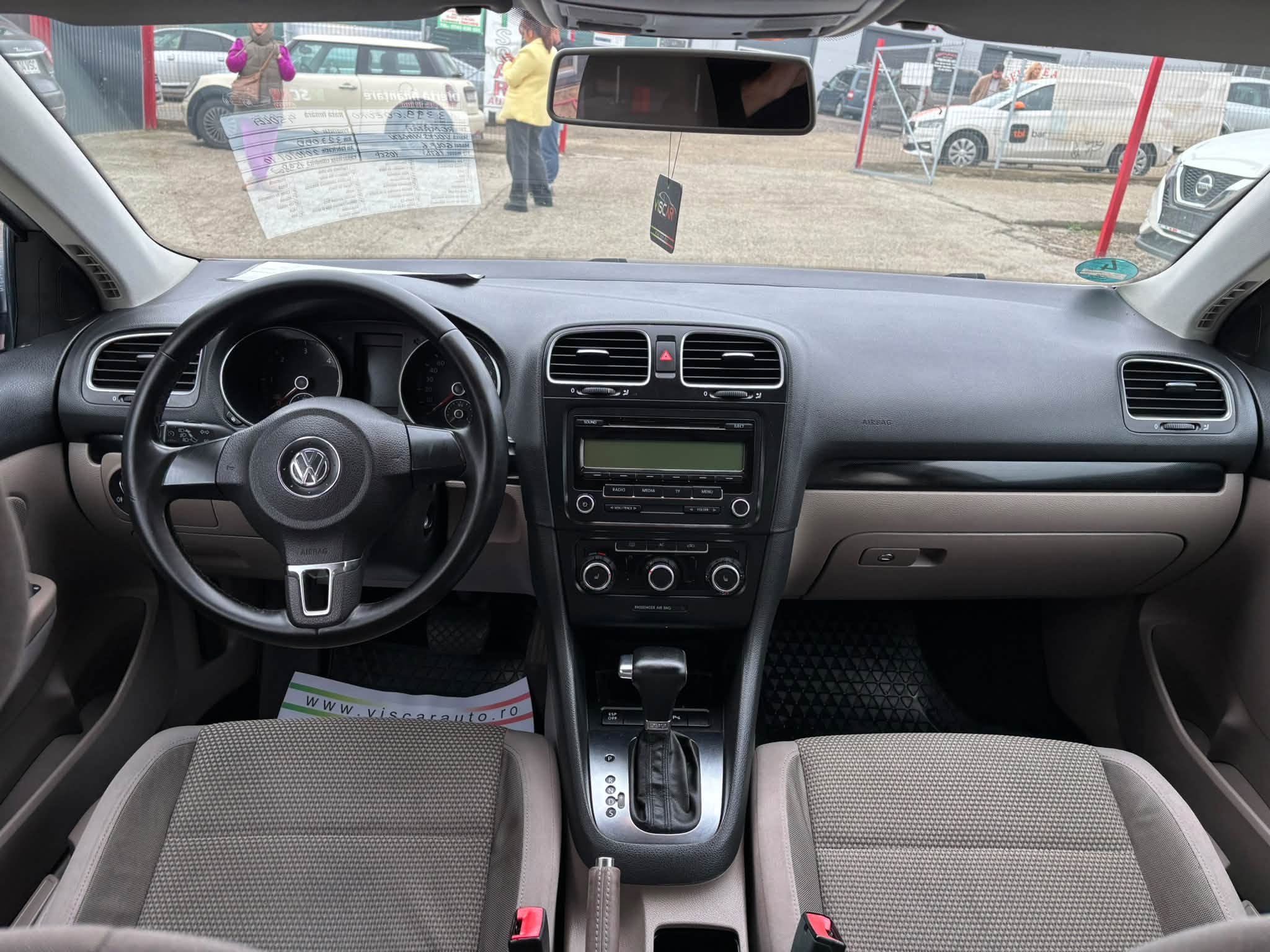 
								Volkswagen Golf 6 full									