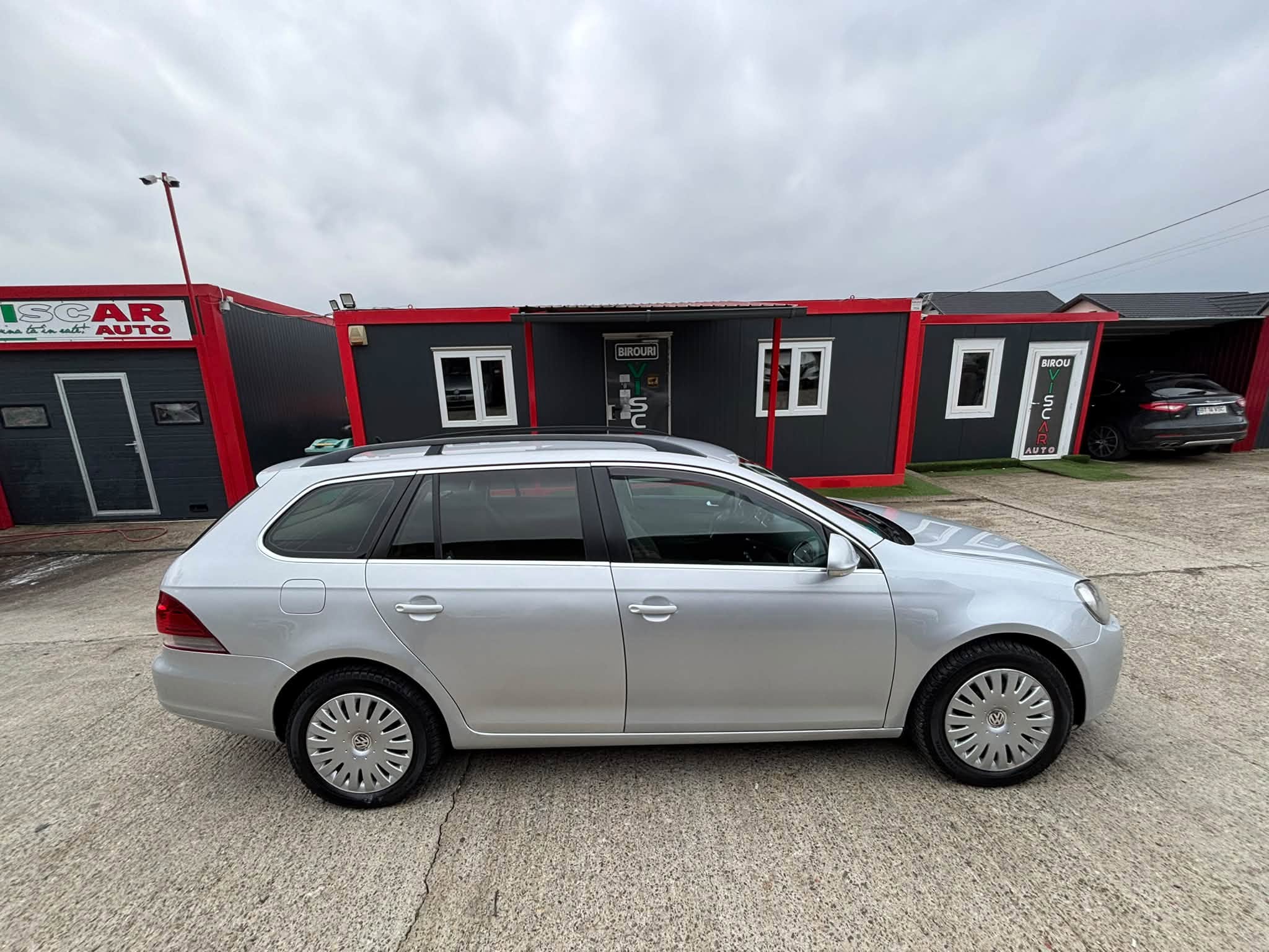 
								Volkswagen Golf 6 full									