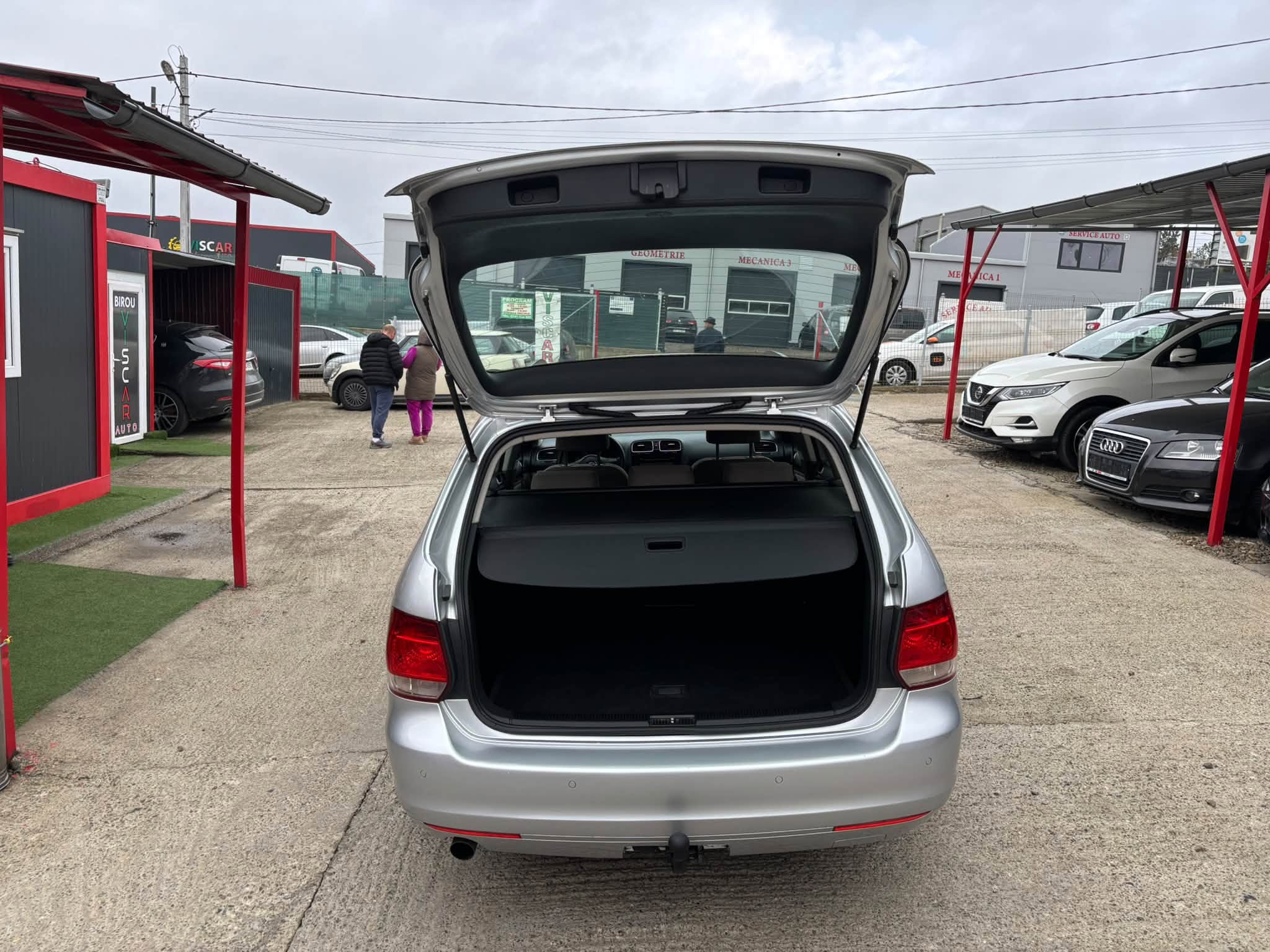 
								Volkswagen Golf 6 full									