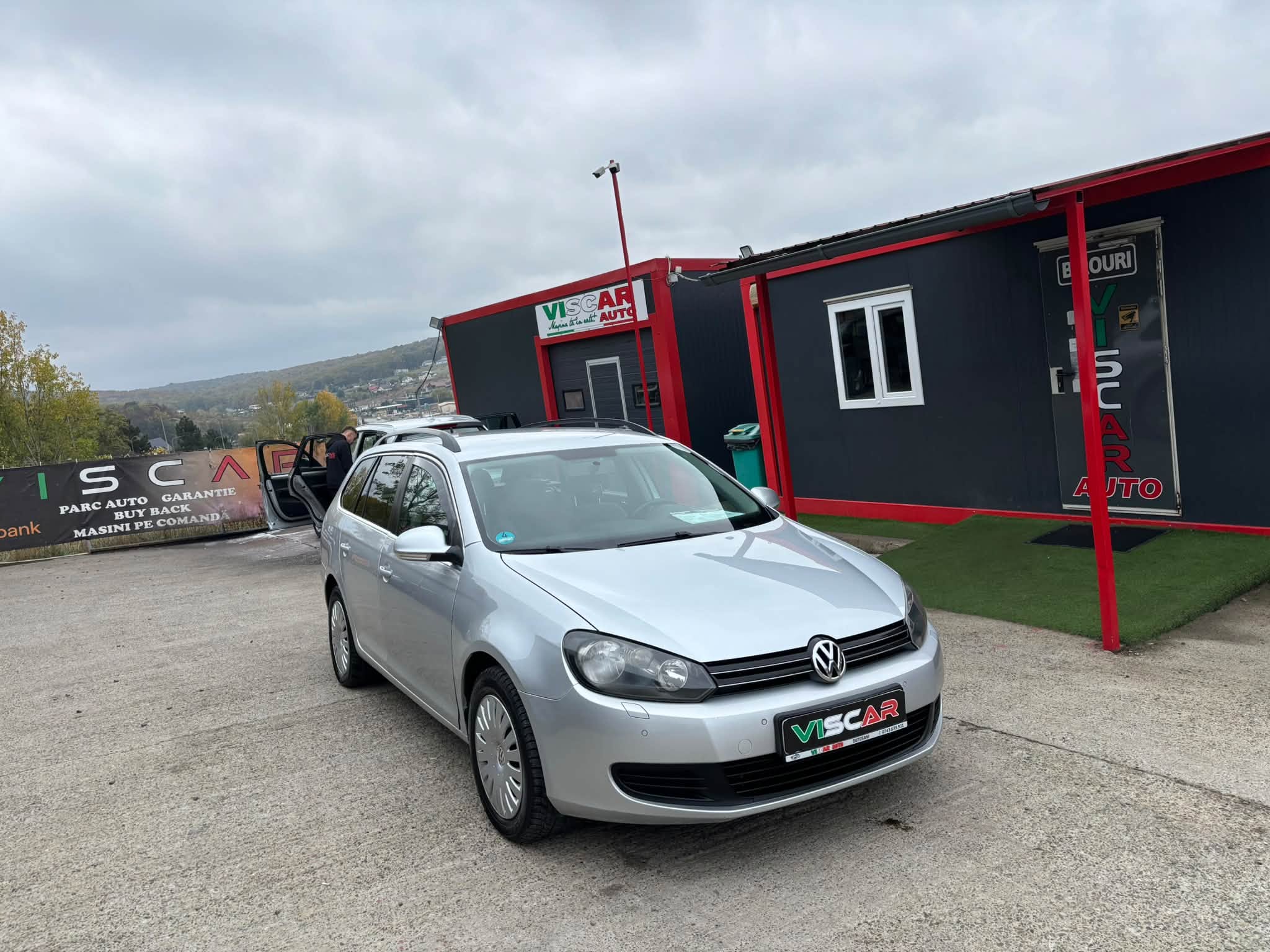 
								Volkswagen Golf 6 full									