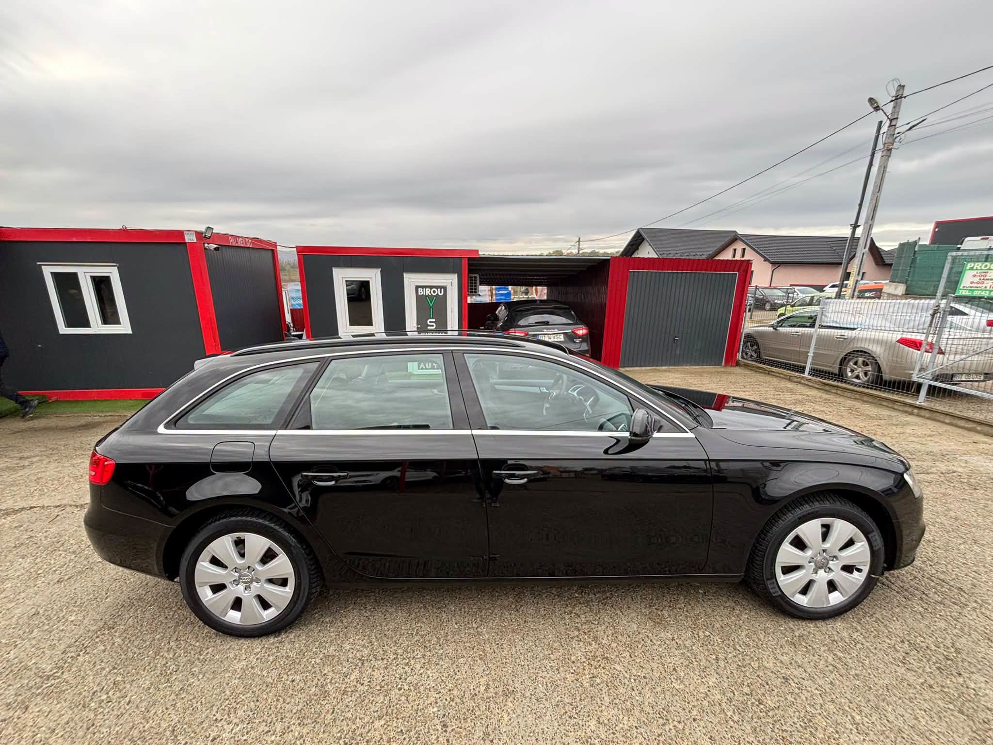 
								Audi A4 full									