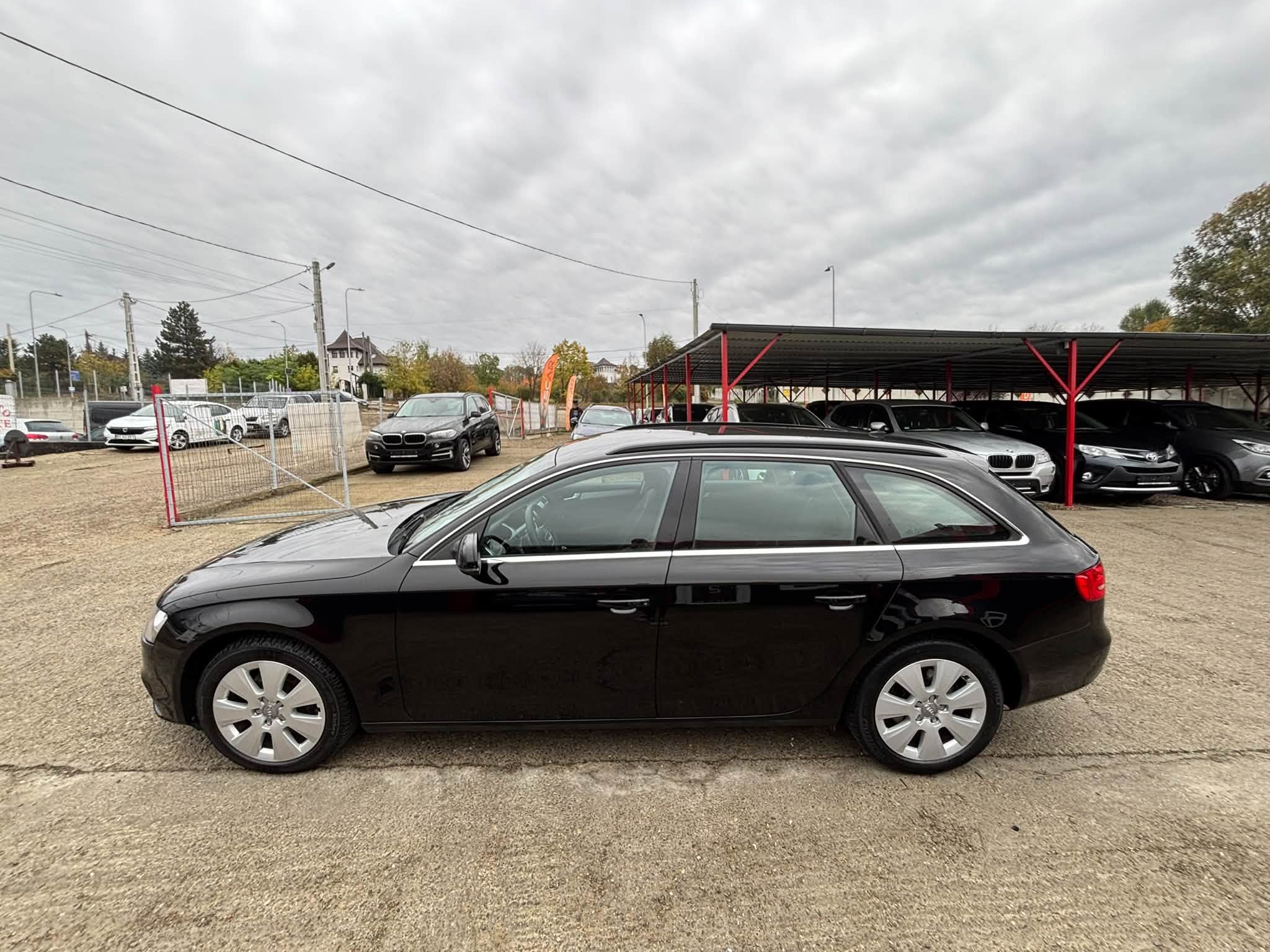 
								Audi A4 full									