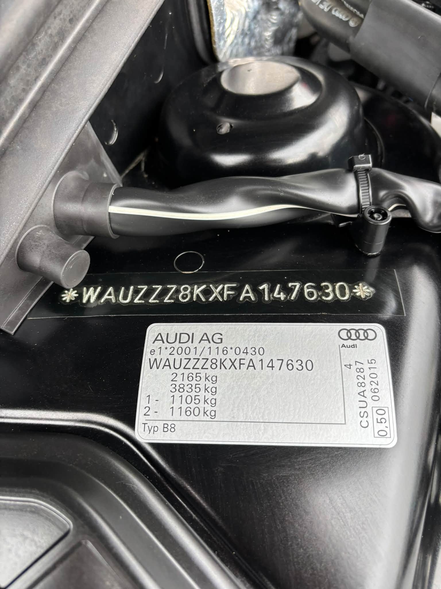 
								Audi A4 full									