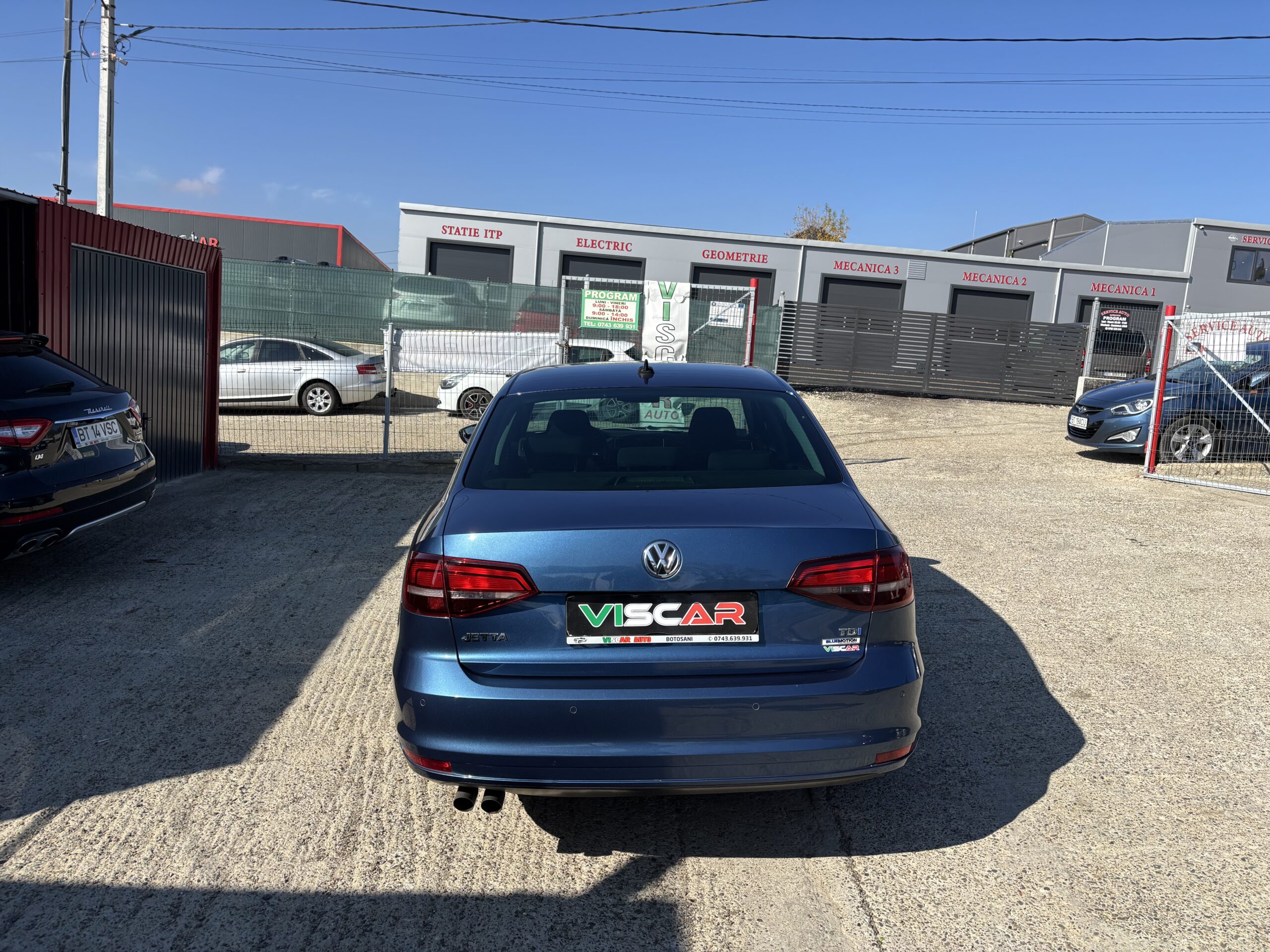 
								Volkswagen Jetta full									