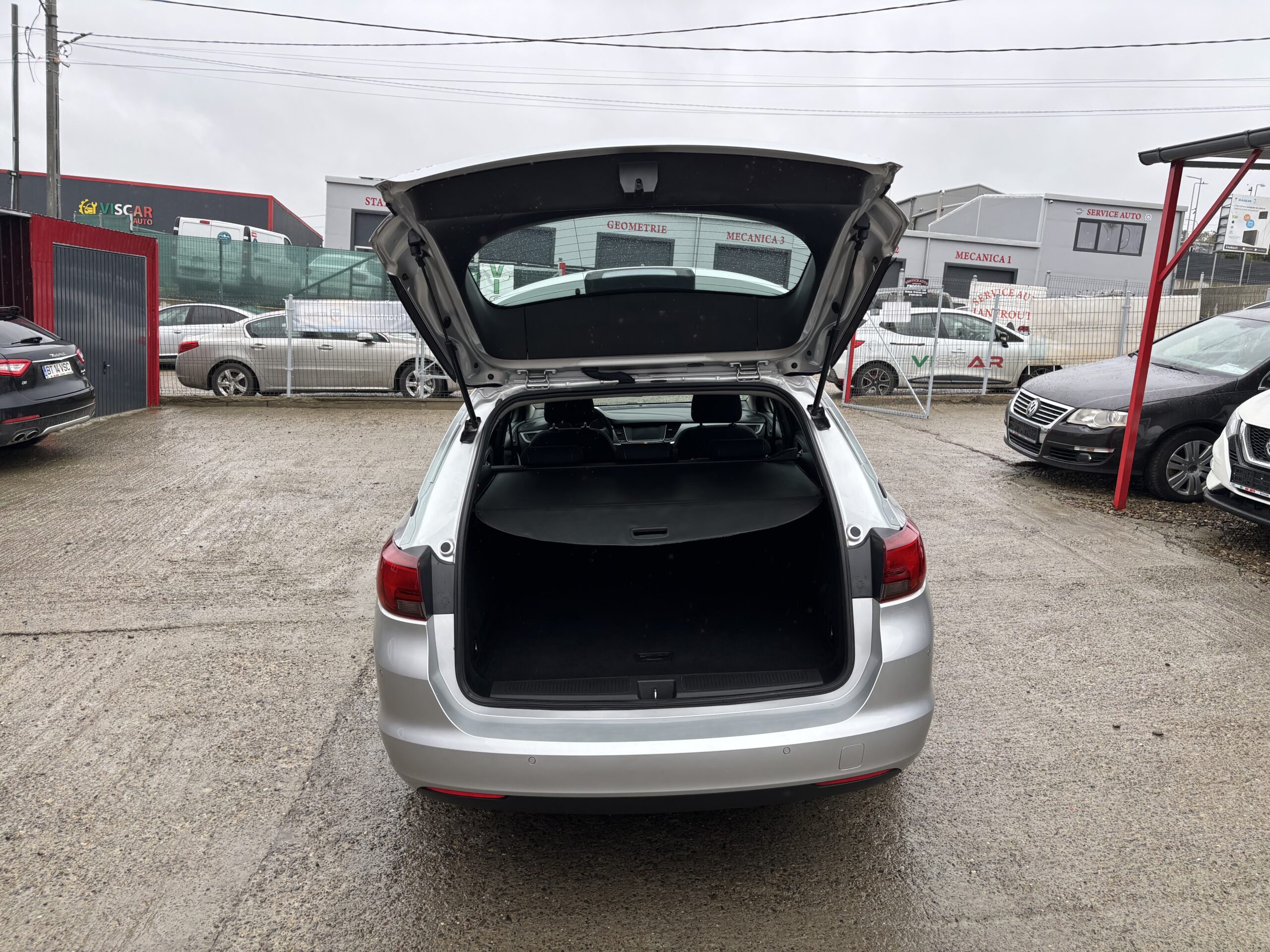 
								Opel Astra K full									