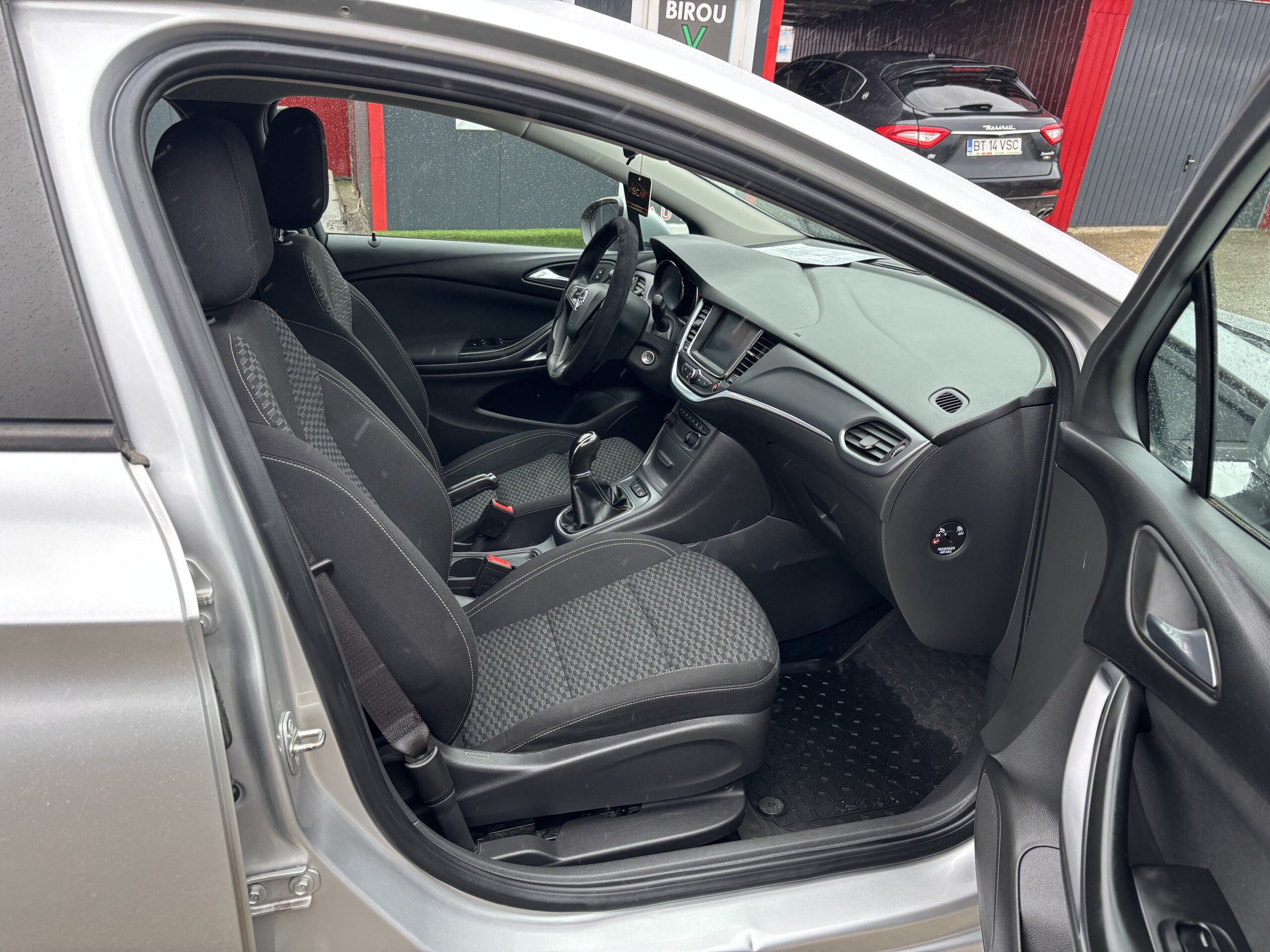 
								Opel Astra K full									